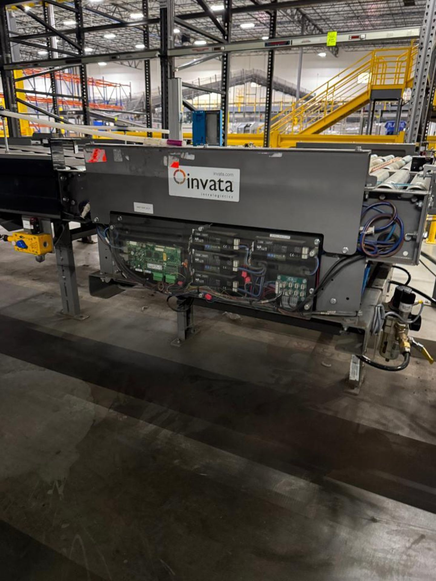 Invata diverter dual roller conveyor - Image 7 of 7