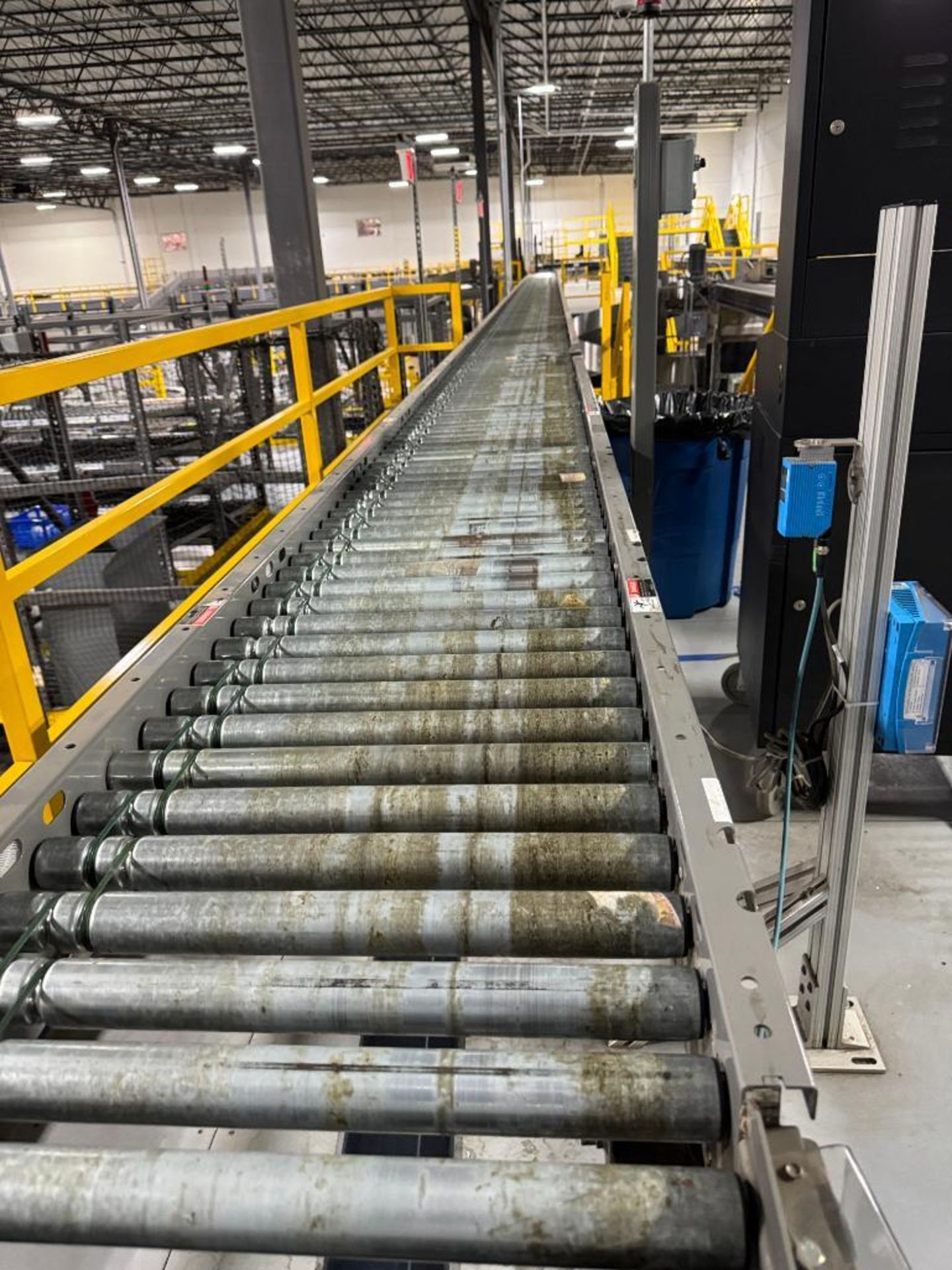 Invata powered roller conveyor - Image 6 of 6