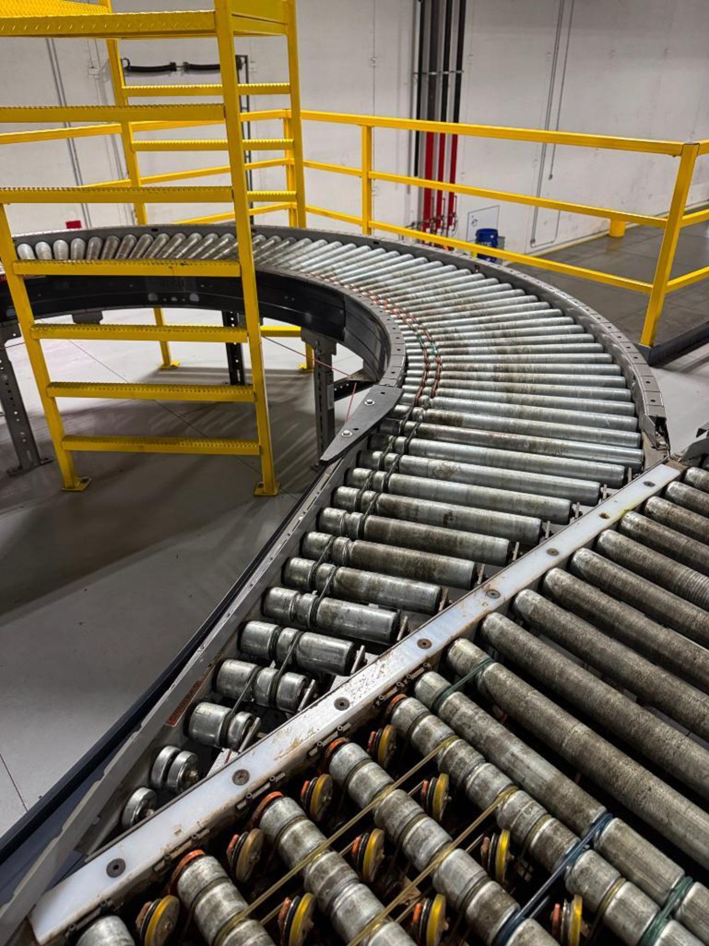 Invata powered roller conveyor - Image 4 of 6