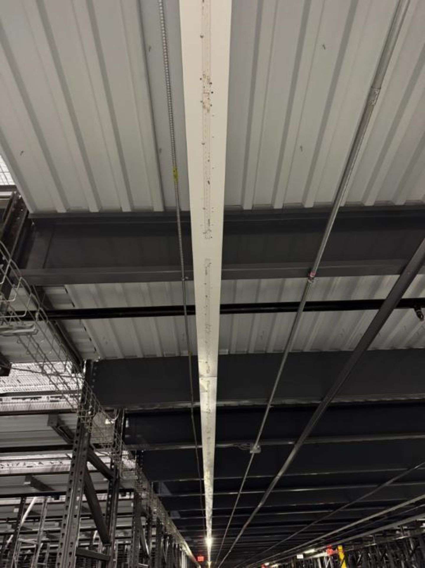 LED light fixtures - Image 2 of 2