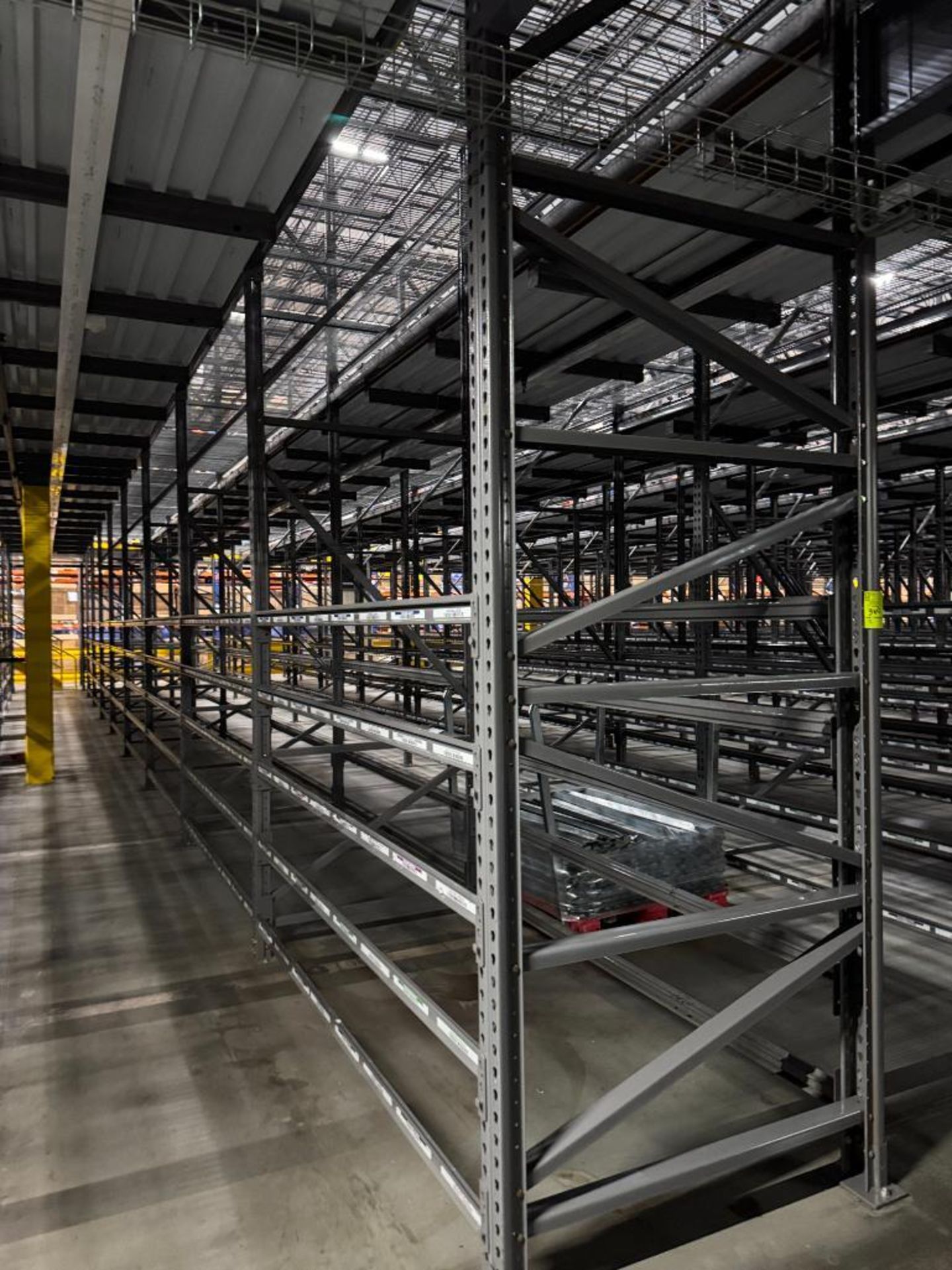 10) sections of pallet racking - Image 2 of 4