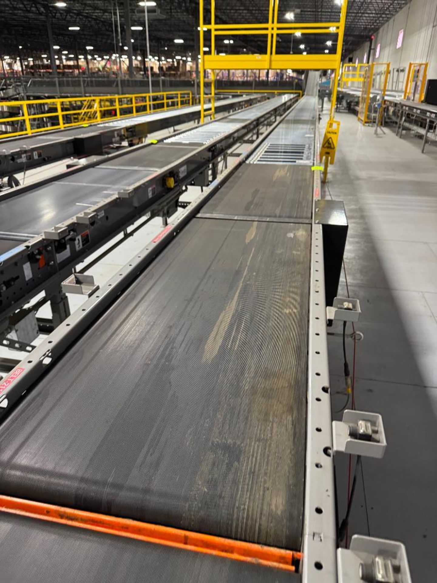 Invata powered roller conveyor - Image 2 of 4