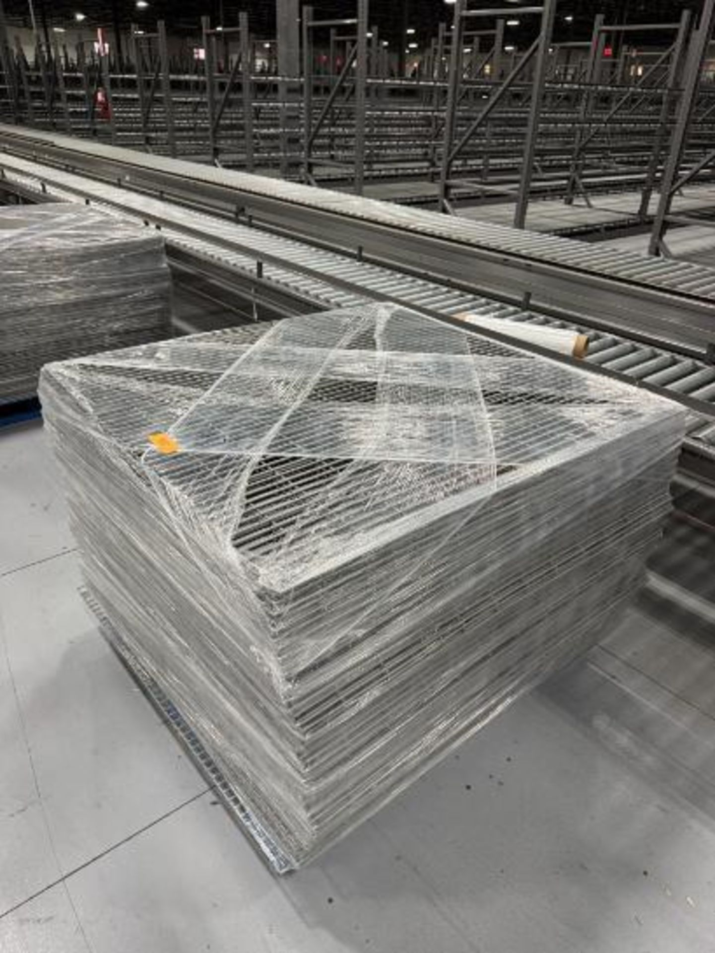 pallets of pallet racking decking