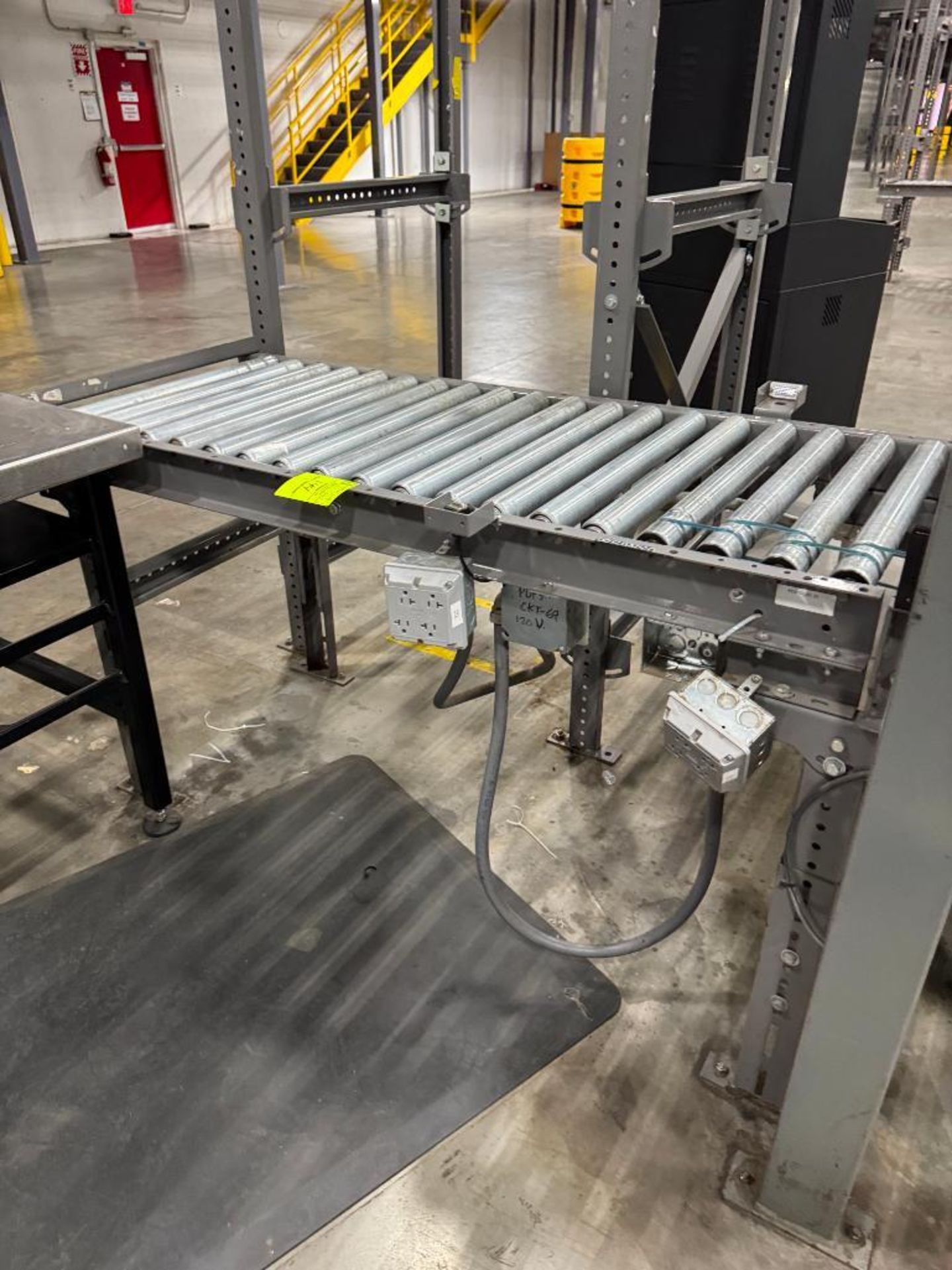 Invata roller conveyor - Image 2 of 3