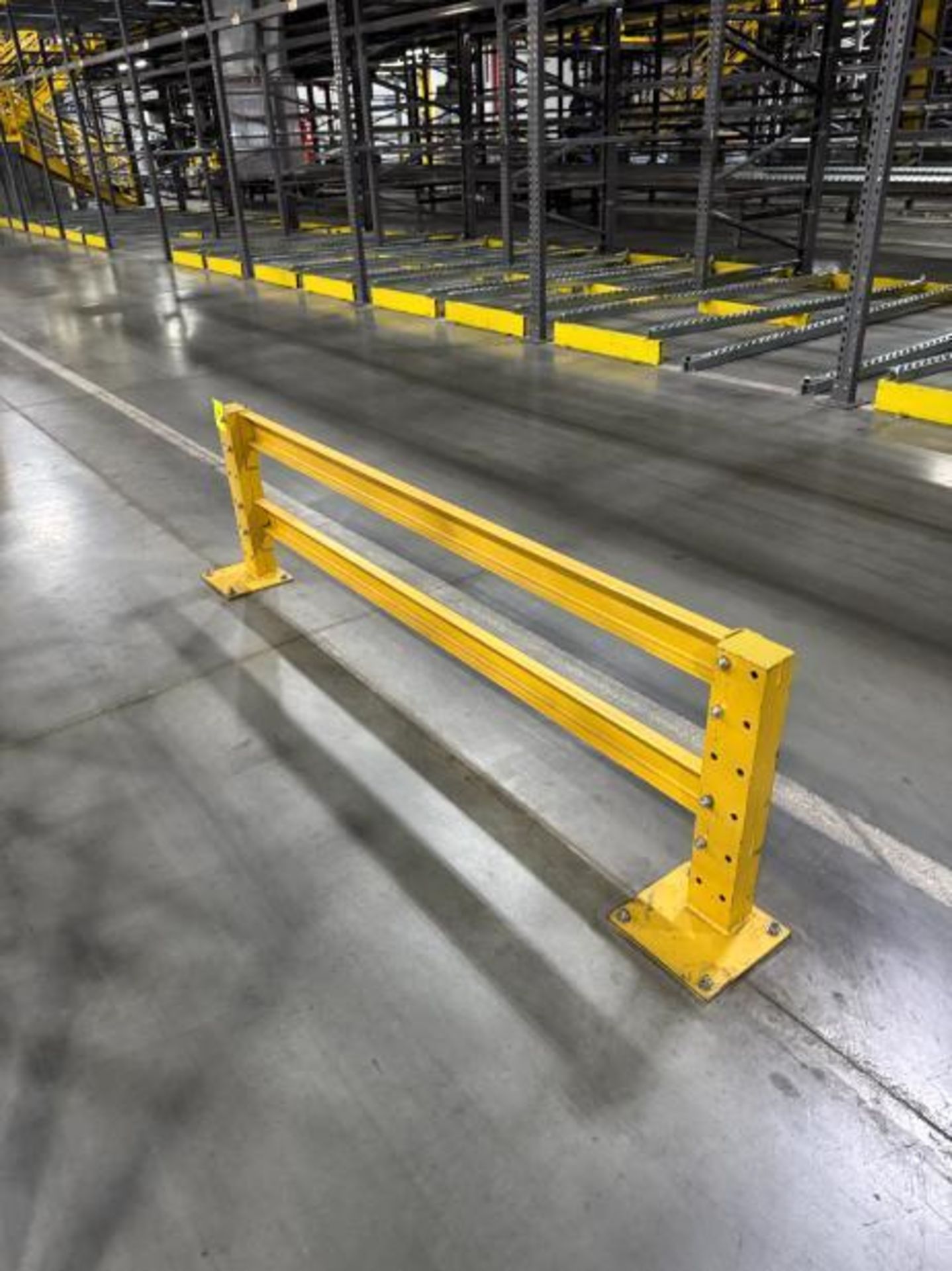 warehouse divider fence - Image 2 of 2