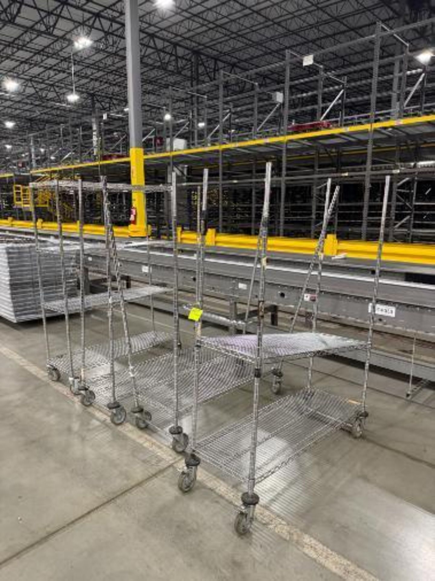 wire shelving parts - Image 2 of 2