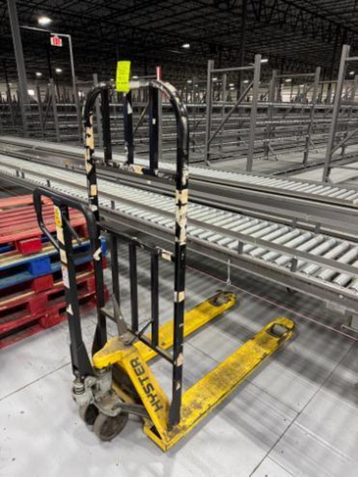 pallet jack - Image 2 of 2