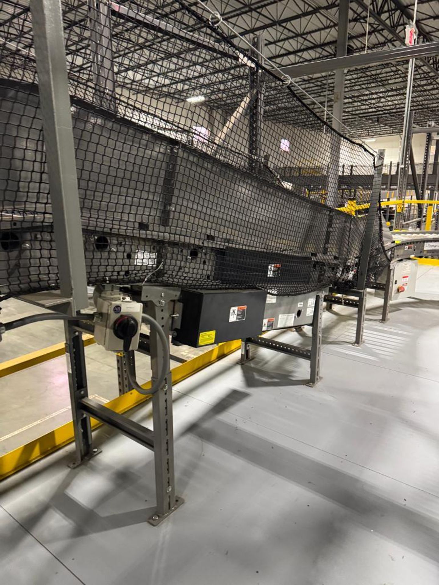Invata conveyor belt on ~16' uprights - Image 3 of 5