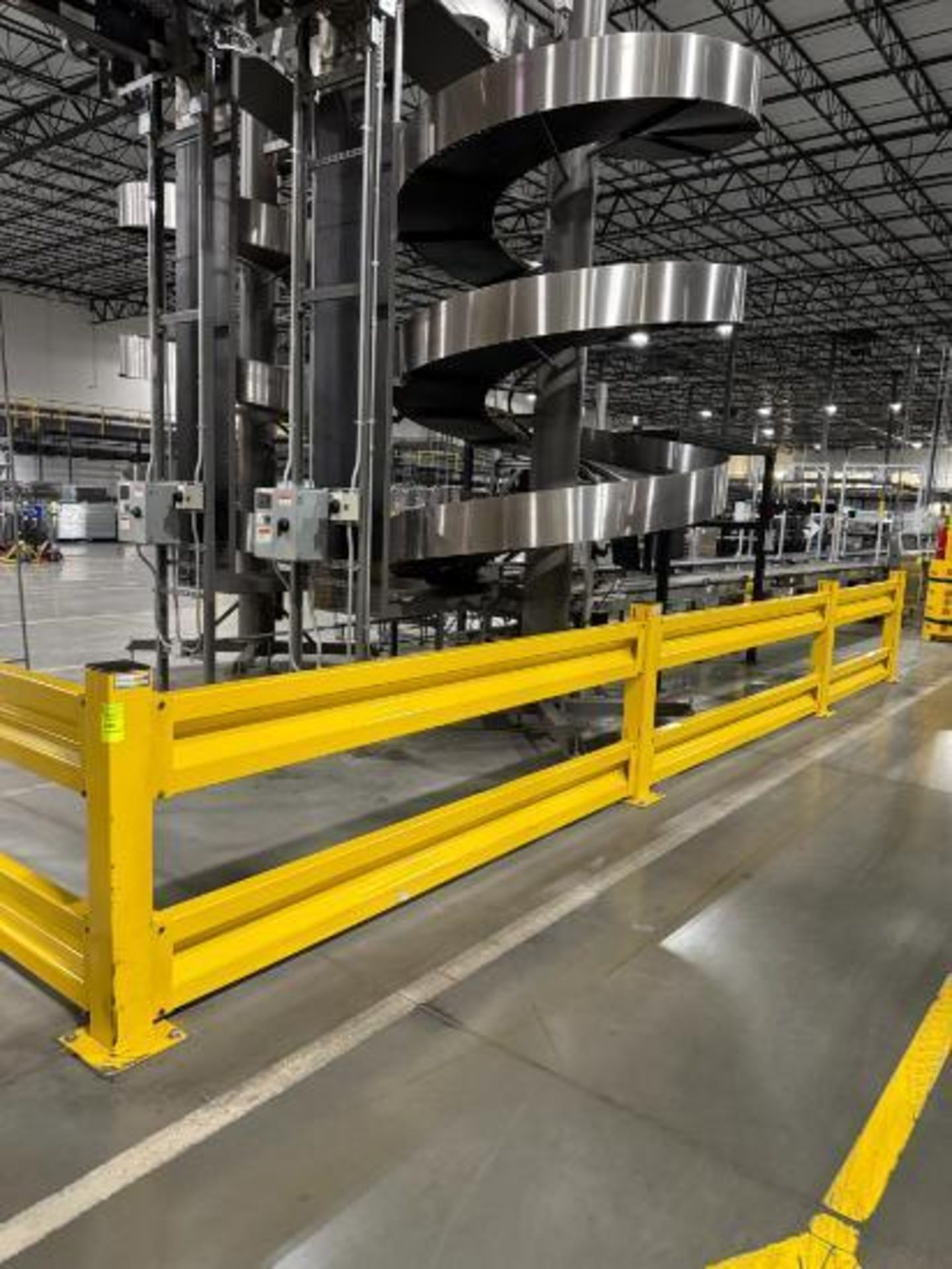 warehouse divider fence, 5) sections - Image 2 of 3