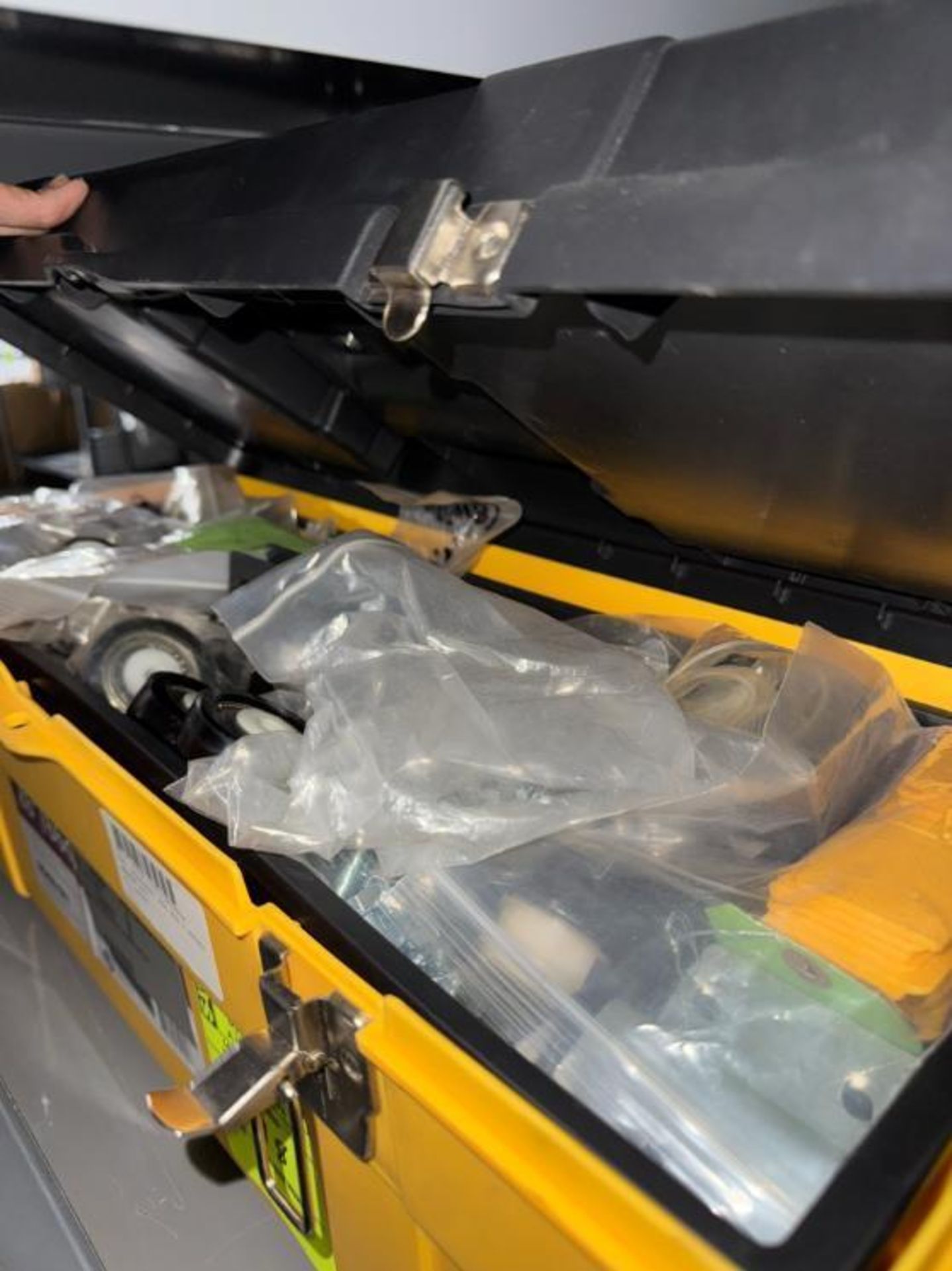 Automotion AS30 tool & install hardware kit - Image 2 of 4