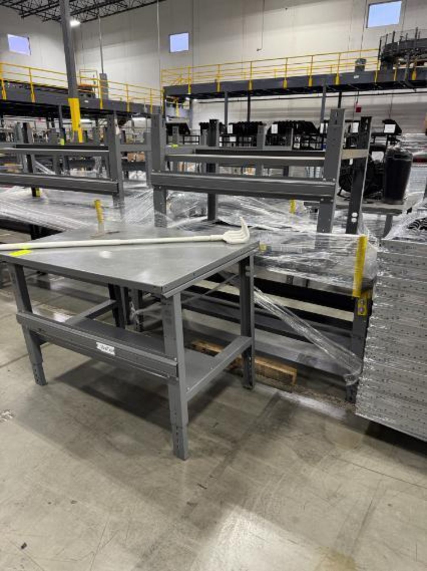 steel tables - Image 2 of 3