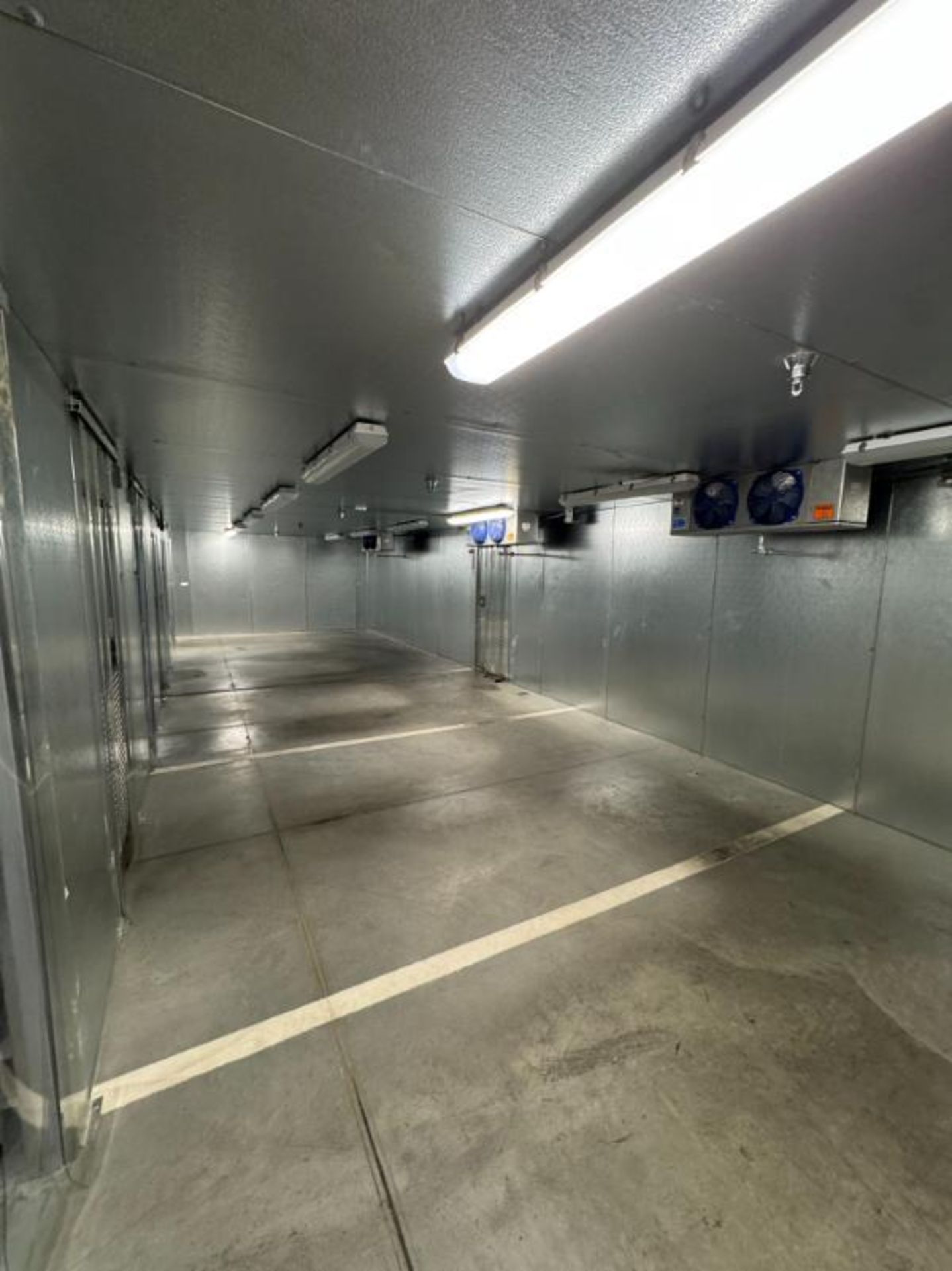 combo walk-in cooler & freezer, w/ compressors & coils - Image 4 of 18