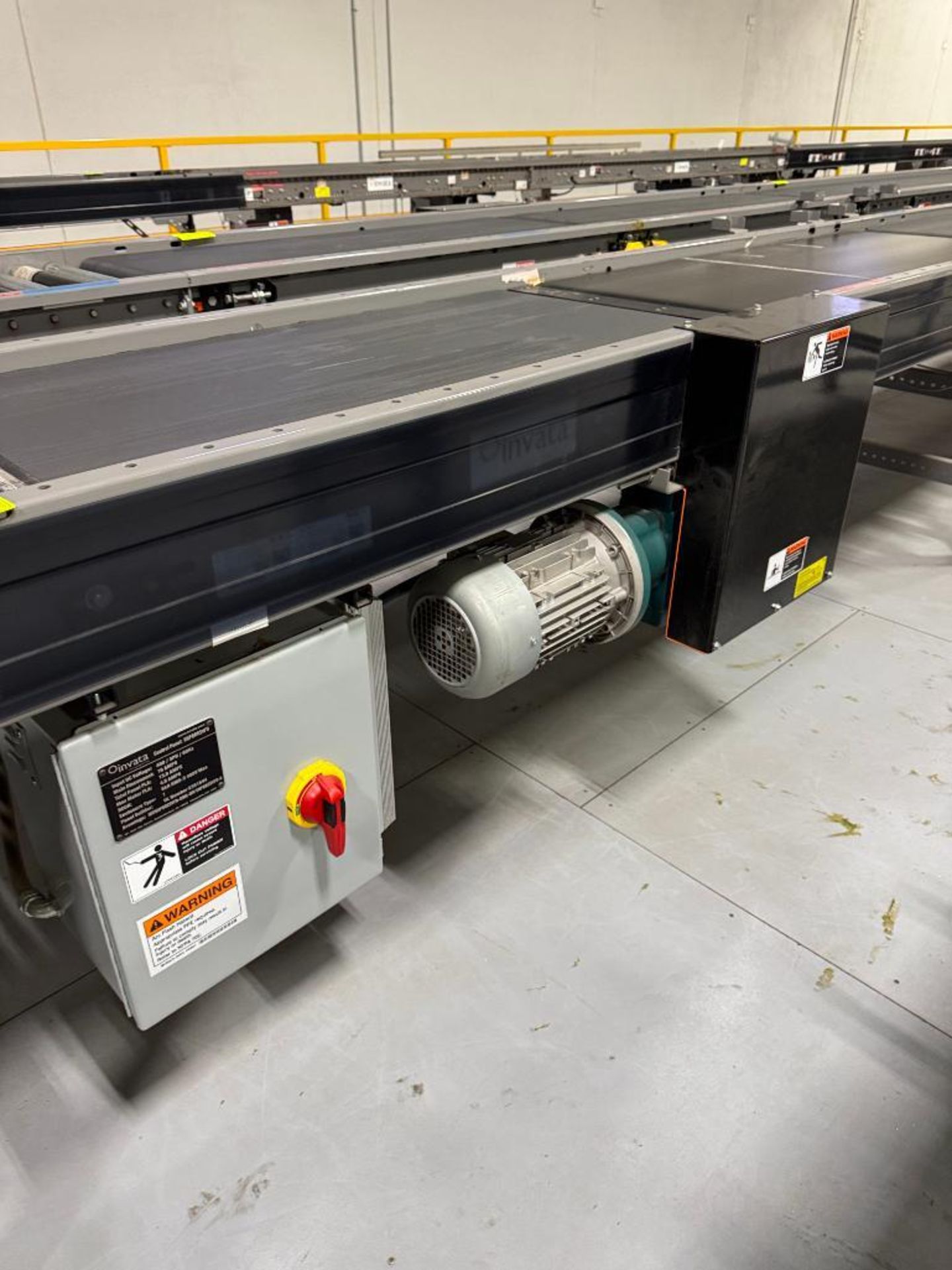 Invata conveyor belt - Image 2 of 4