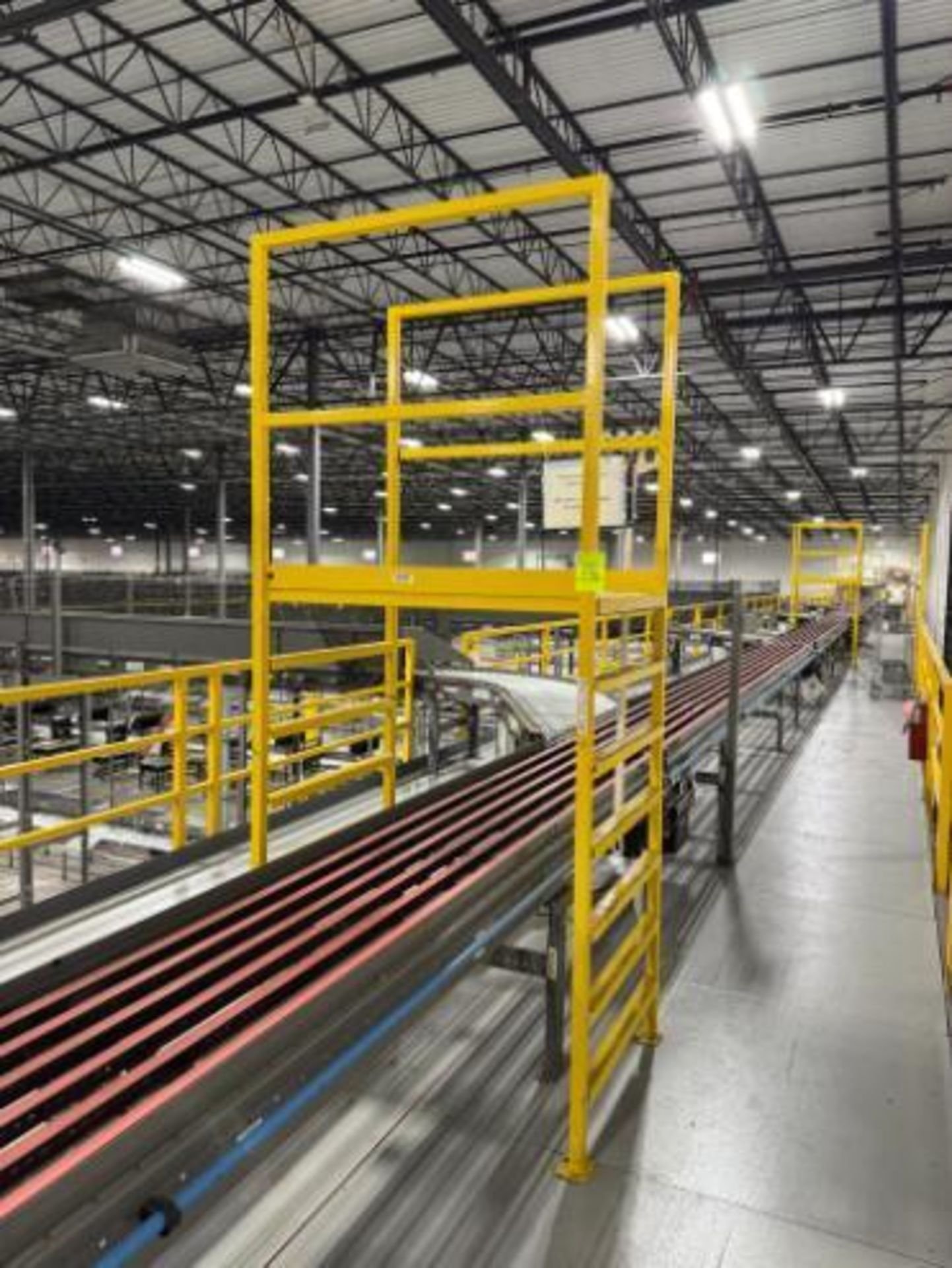 conveyor crossover