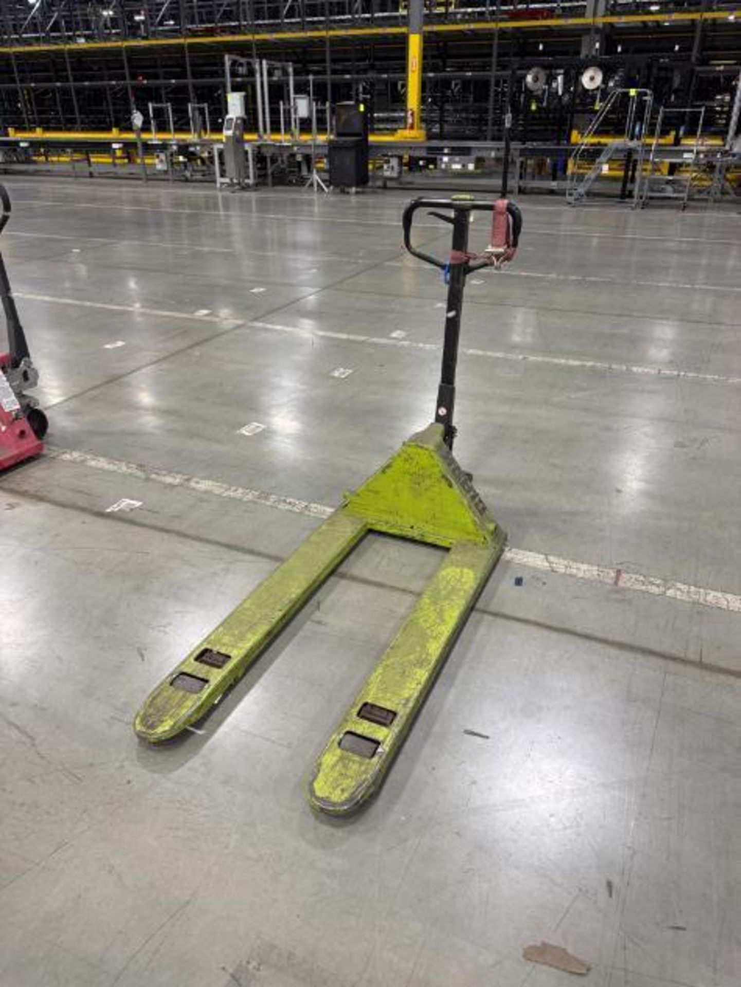 pallet jack - Image 2 of 2