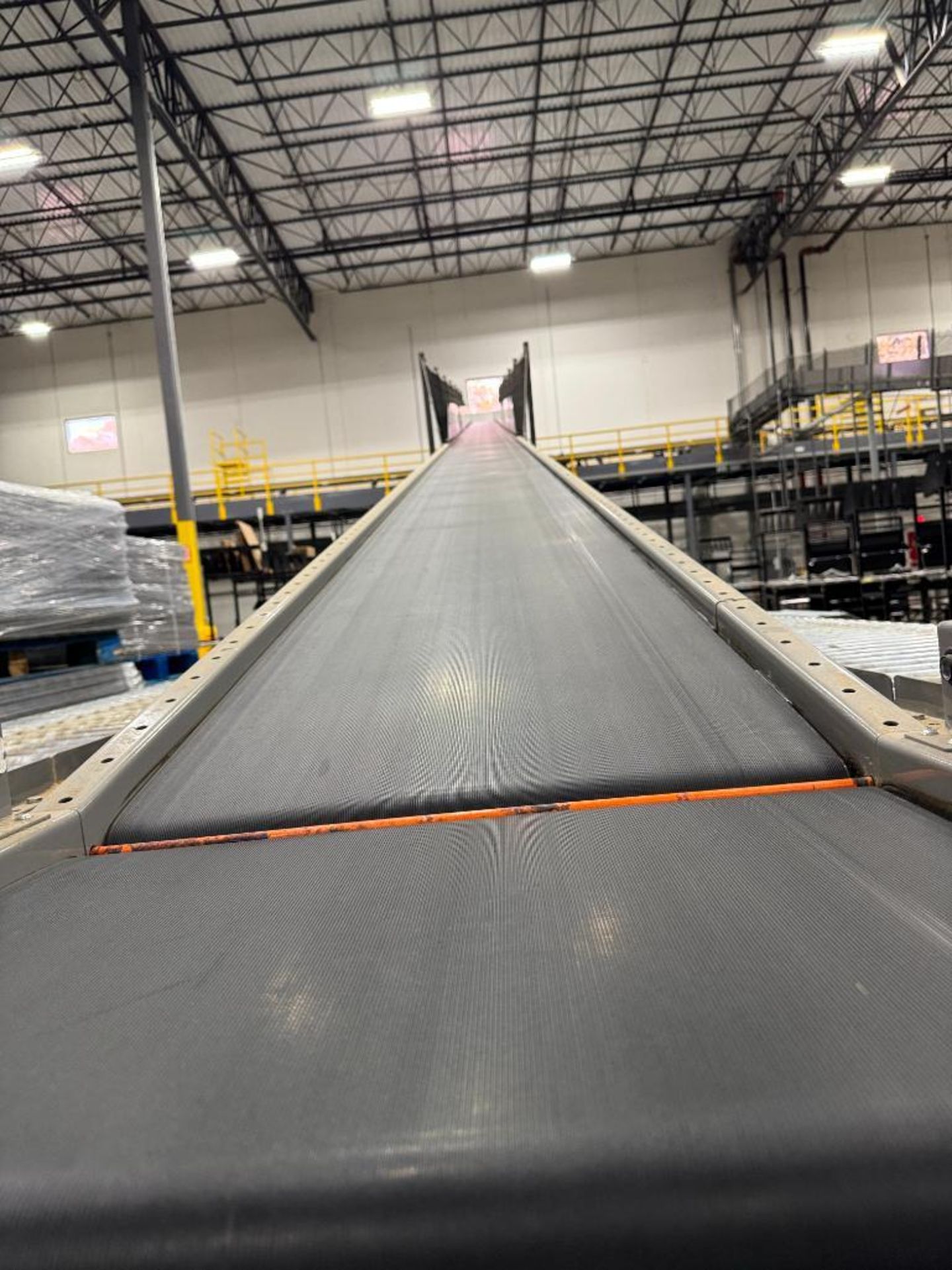 Invata conveyor belt w/ decline