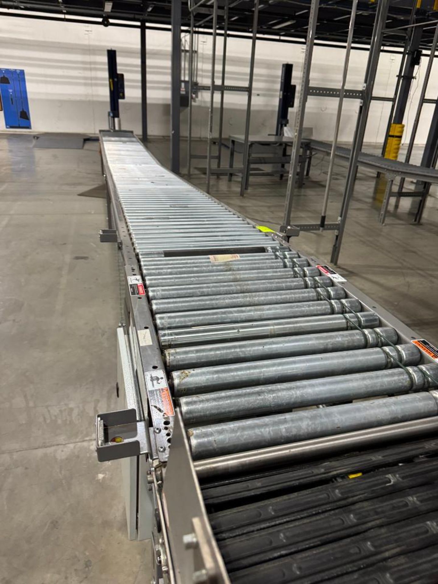 Invata partially powered roller conveyor