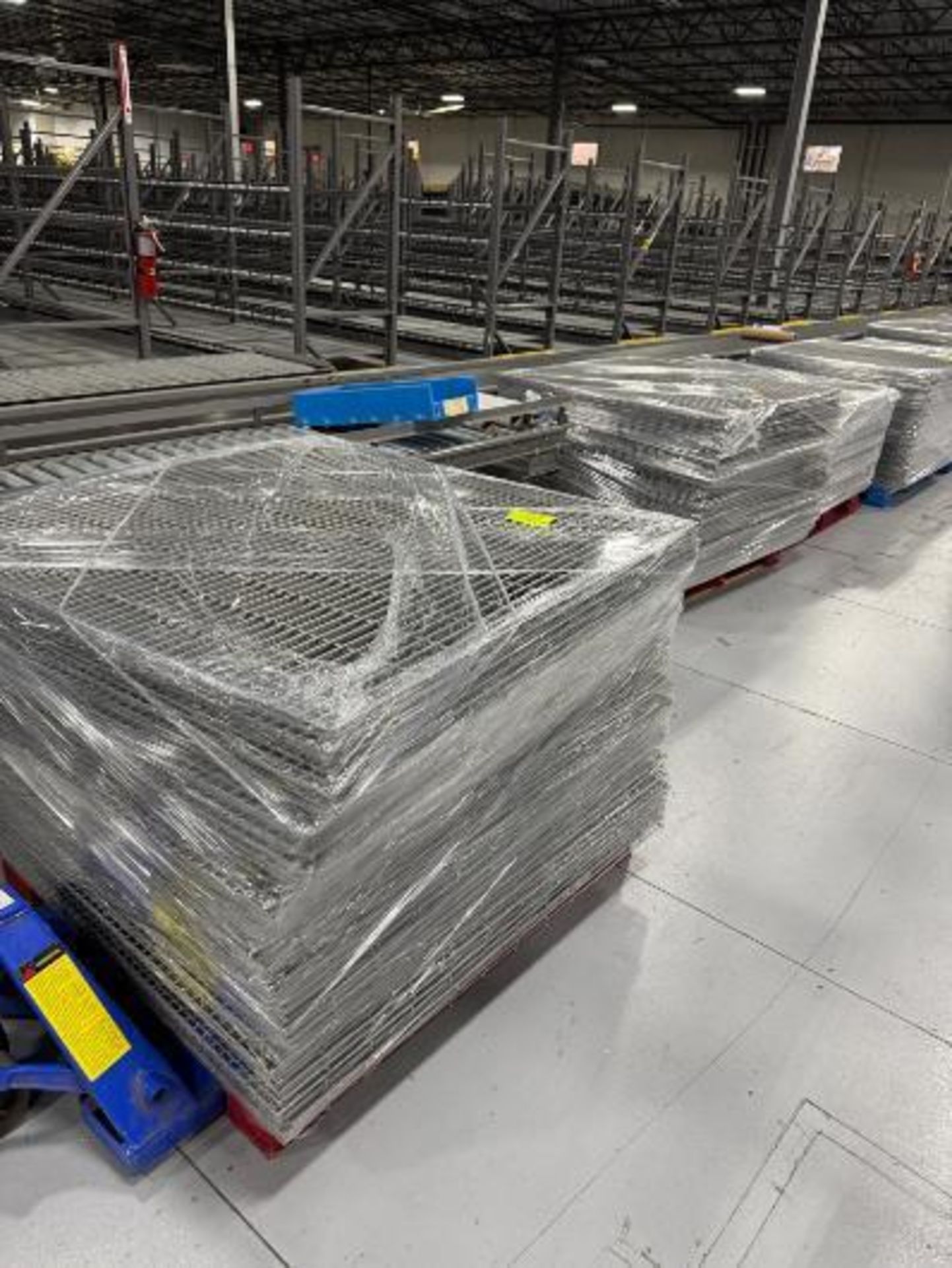 pallets of pallet racking decking - Image 2 of 3