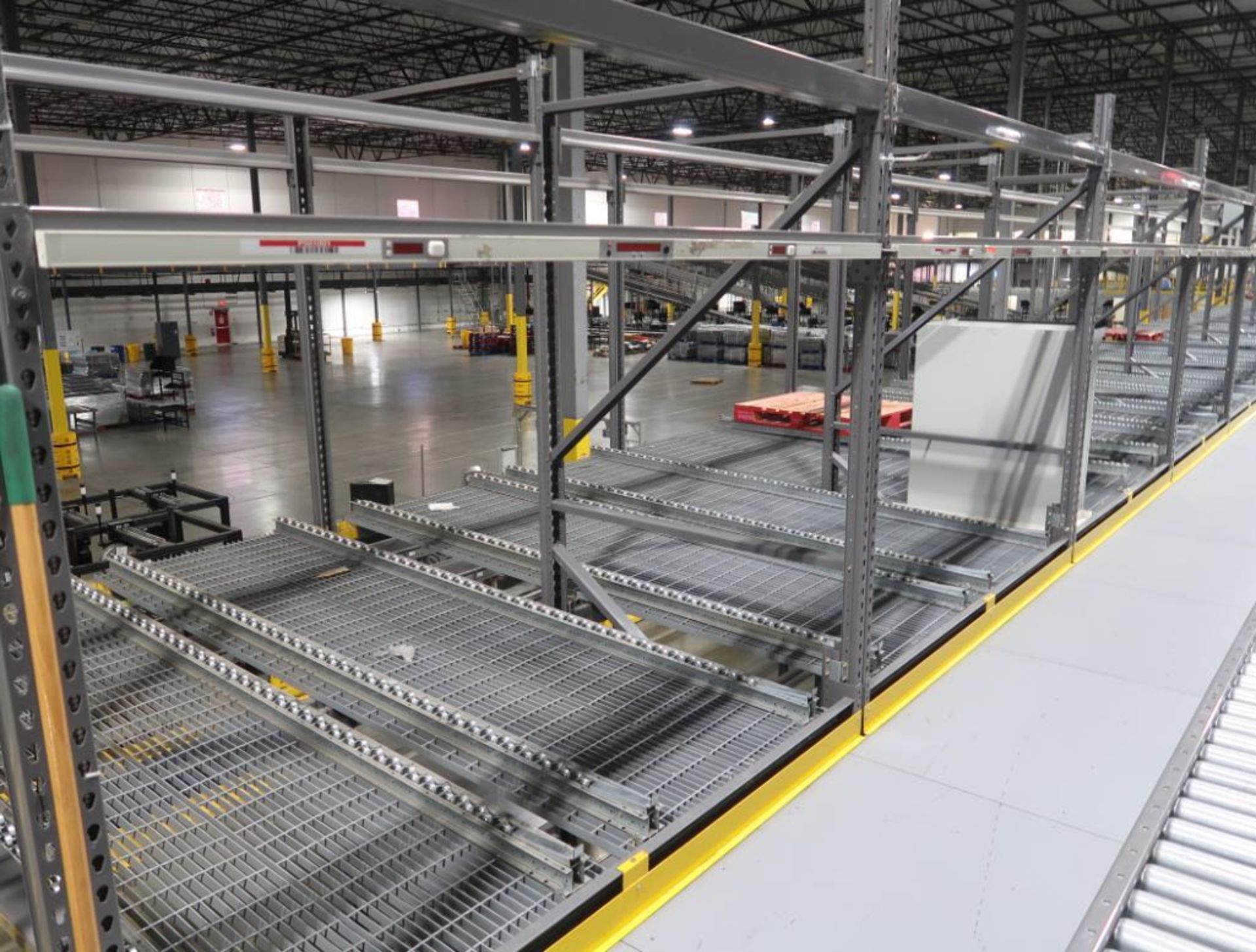 Lightning Pick pick-to light order fulfillment system - Image 2 of 4