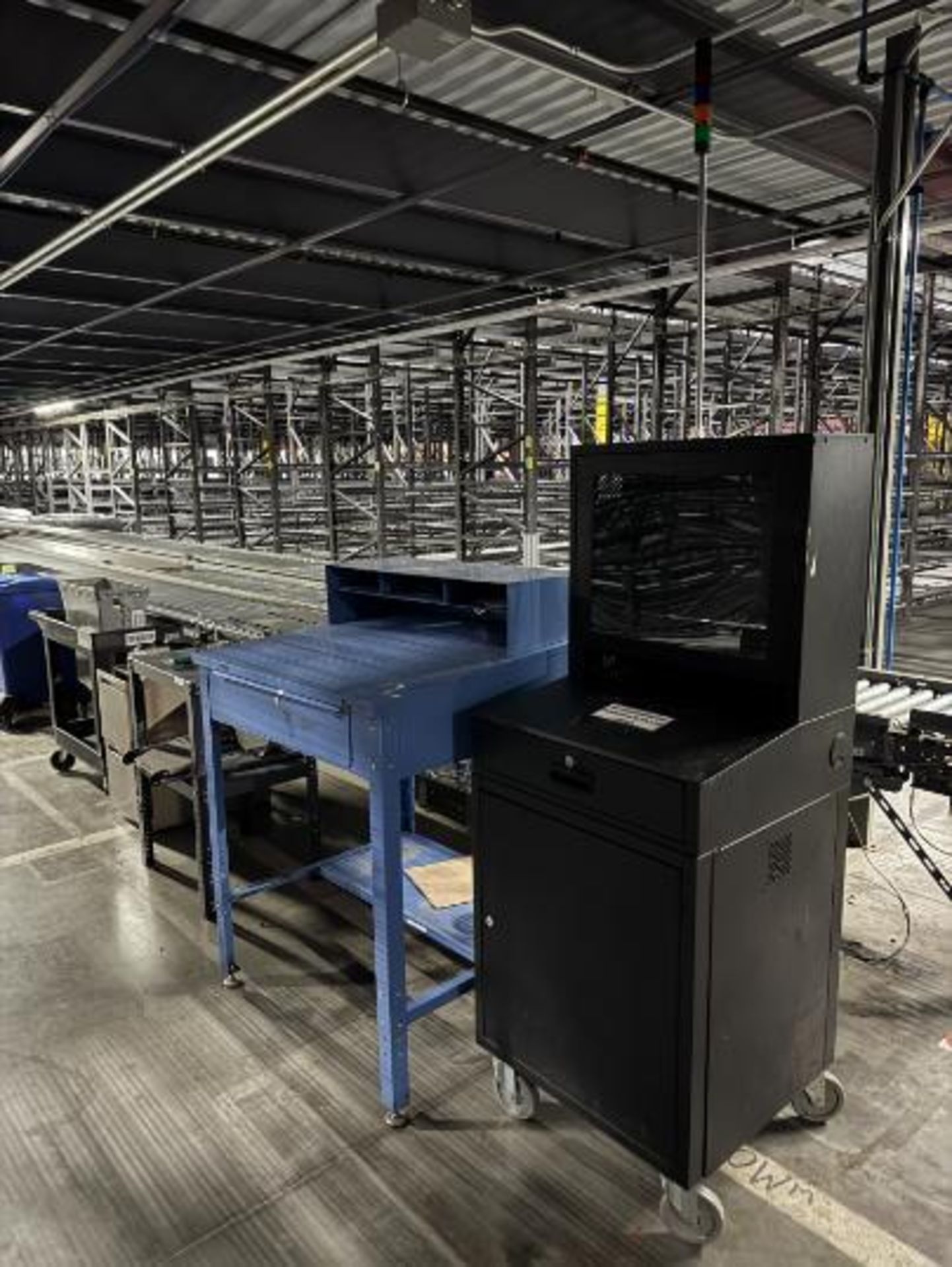 group of misc- receiving desk, Global mobile computer station,