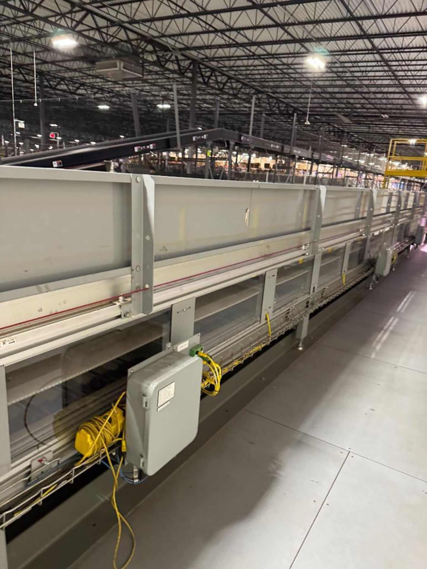 Automotion diverter/shoe sorter, w/ power supply - Image 6 of 13