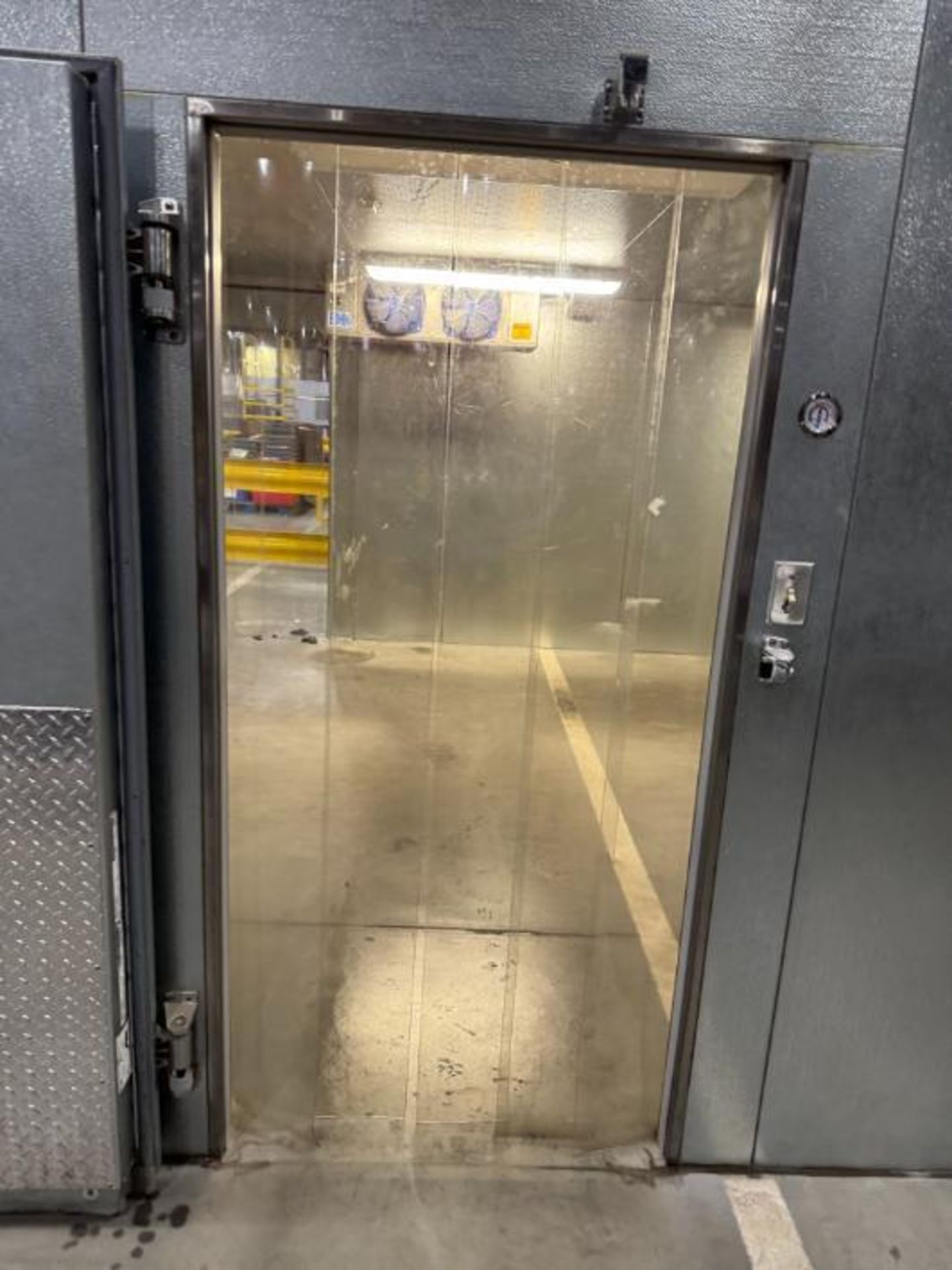 combo walk-in cooler & freezer, w/ compressors & coils - Image 15 of 18
