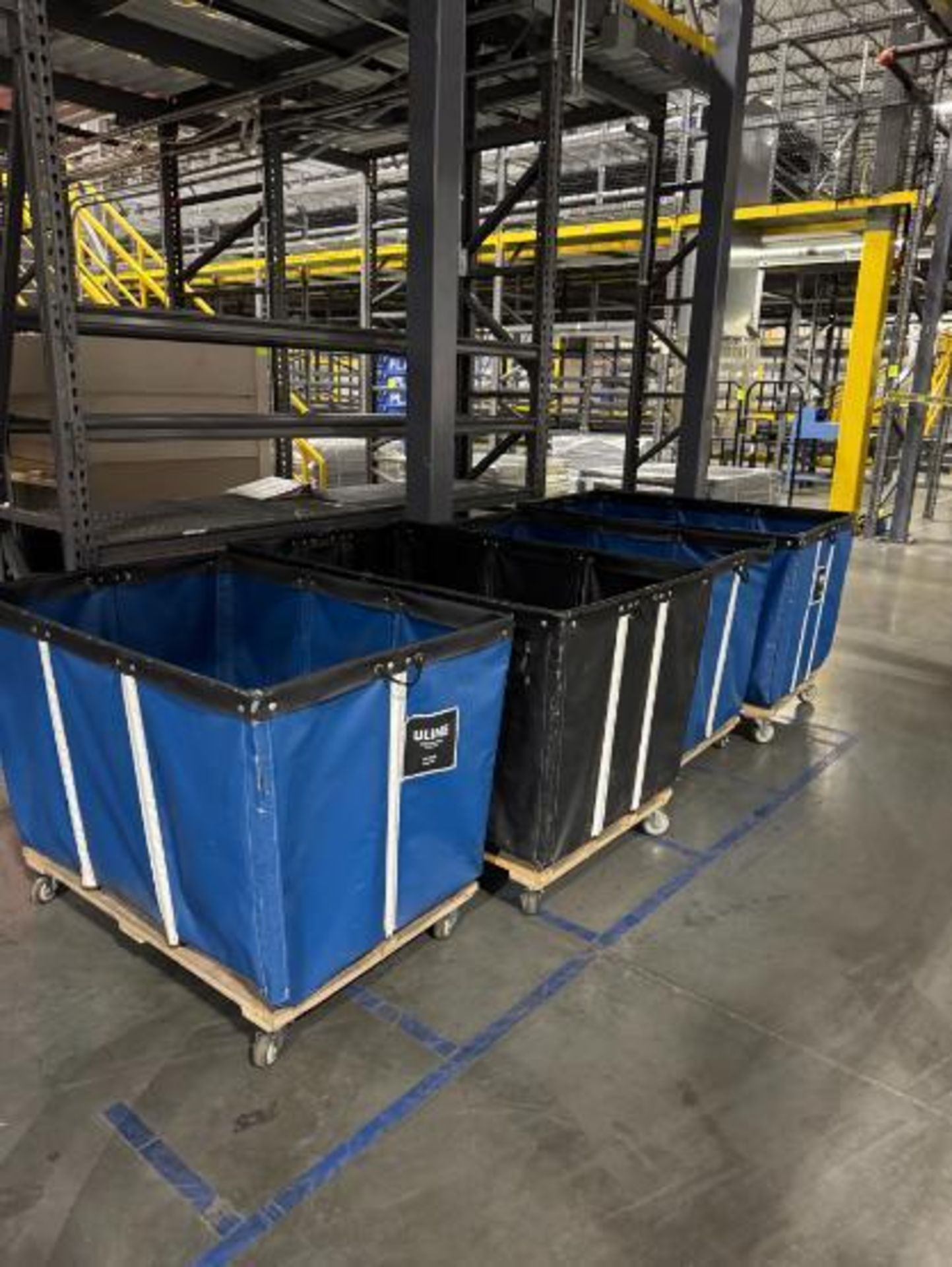 soft bins, on casters - Image 2 of 2