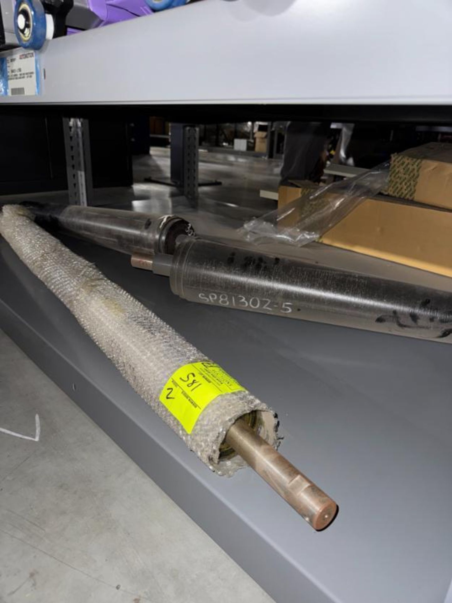contents of 2) shelves- assorted large rollers - Image 3 of 6