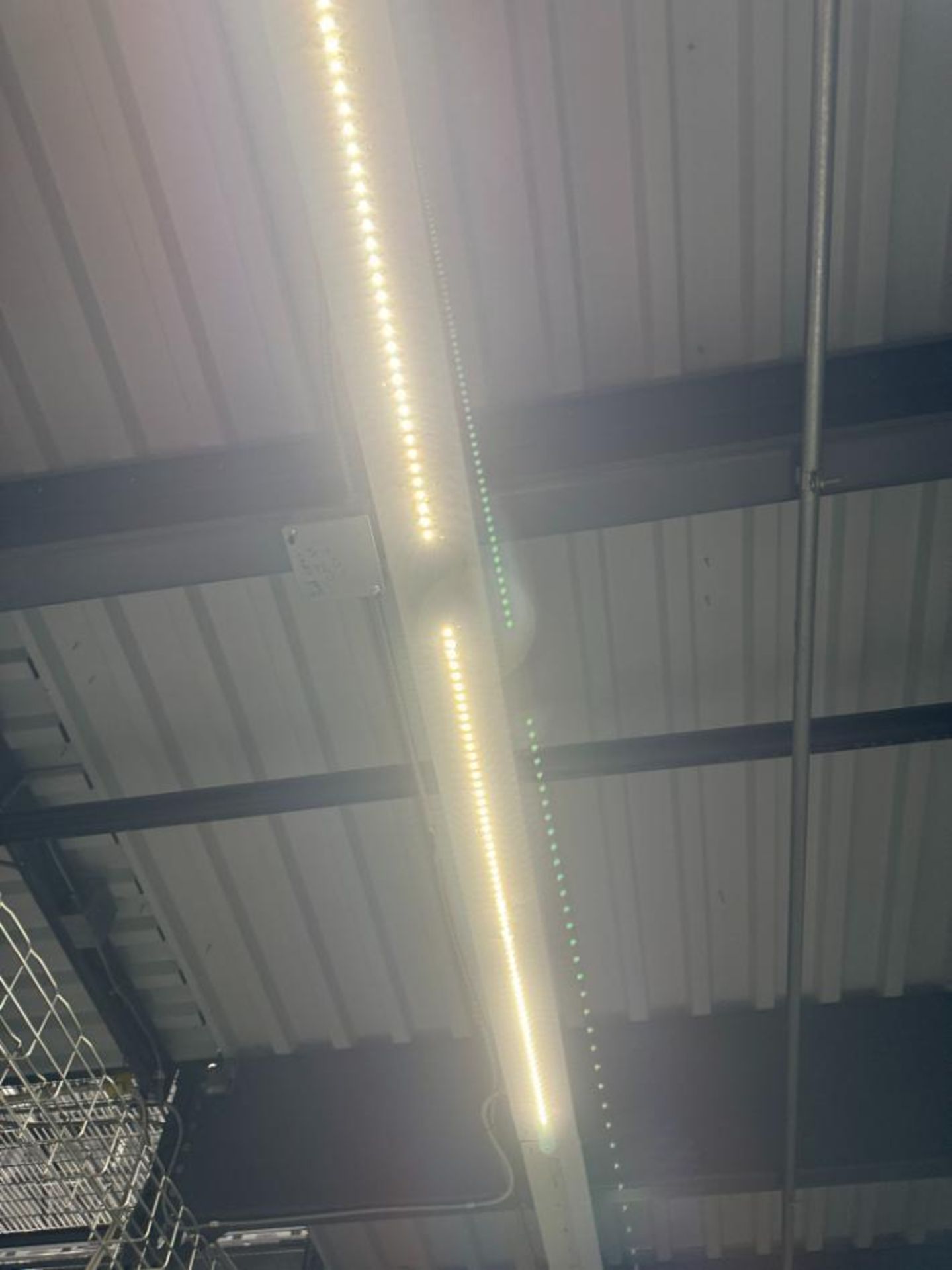 LED light fixtures - Image 2 of 2