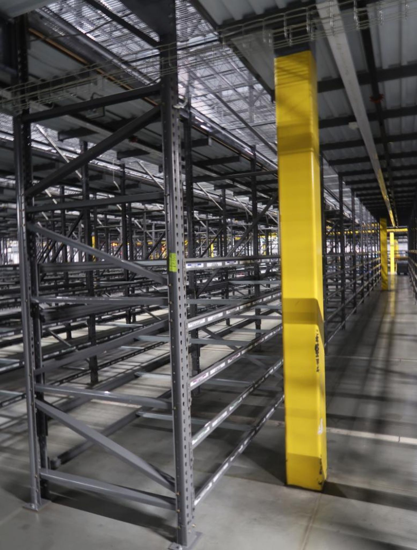 12) sections of pallet racking - Image 2 of 2