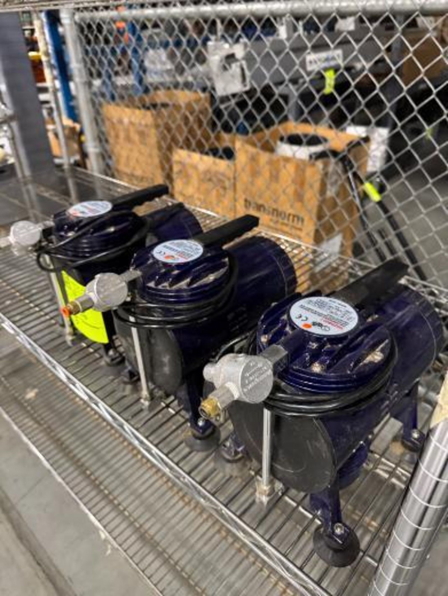 air compressor for pneumatic tools (bleeder type) - Image 2 of 2
