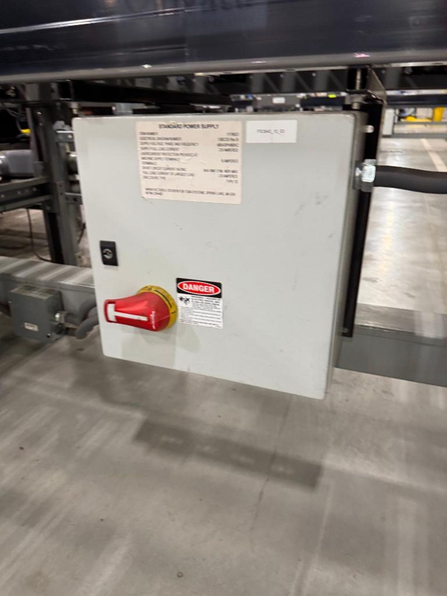 Invata partially powered roller conveyor w/ merger - Image 4 of 4