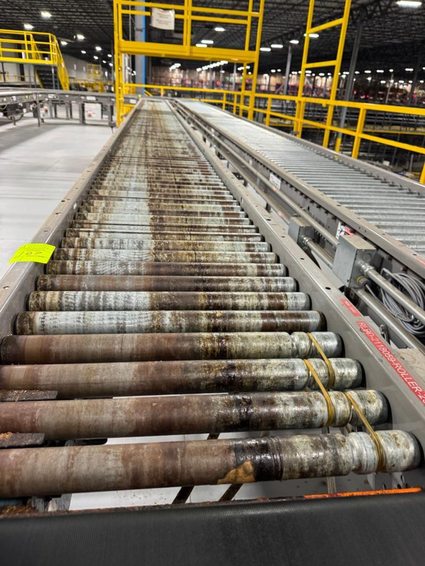 Invata powered roller conveyor