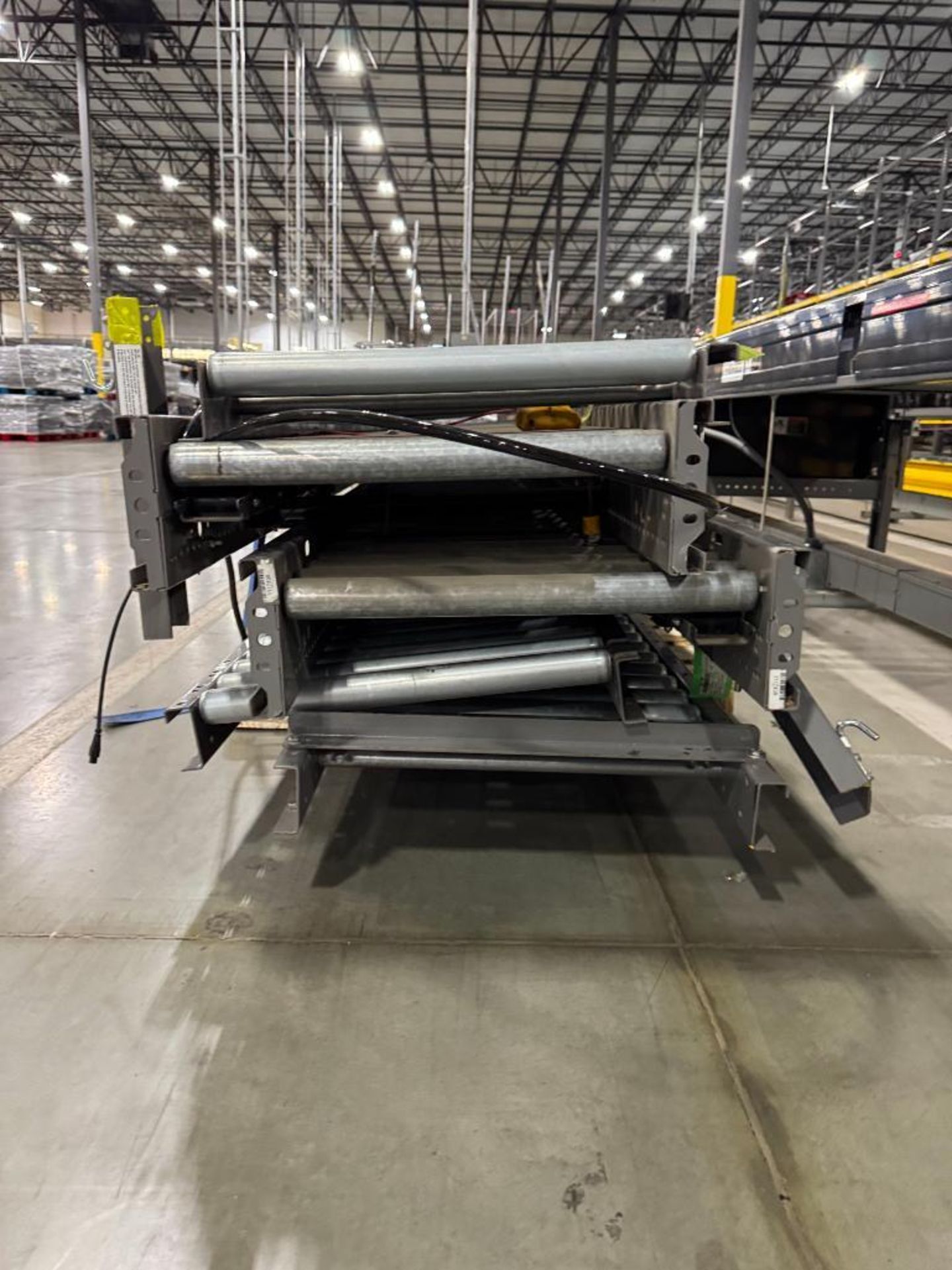 roller conveyor sections - Image 2 of 4