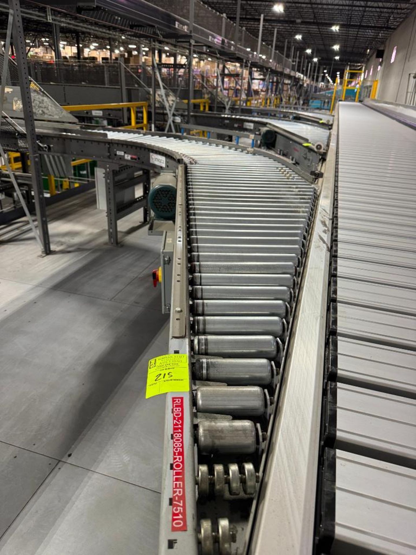 Invata powered roller conveyor, 90