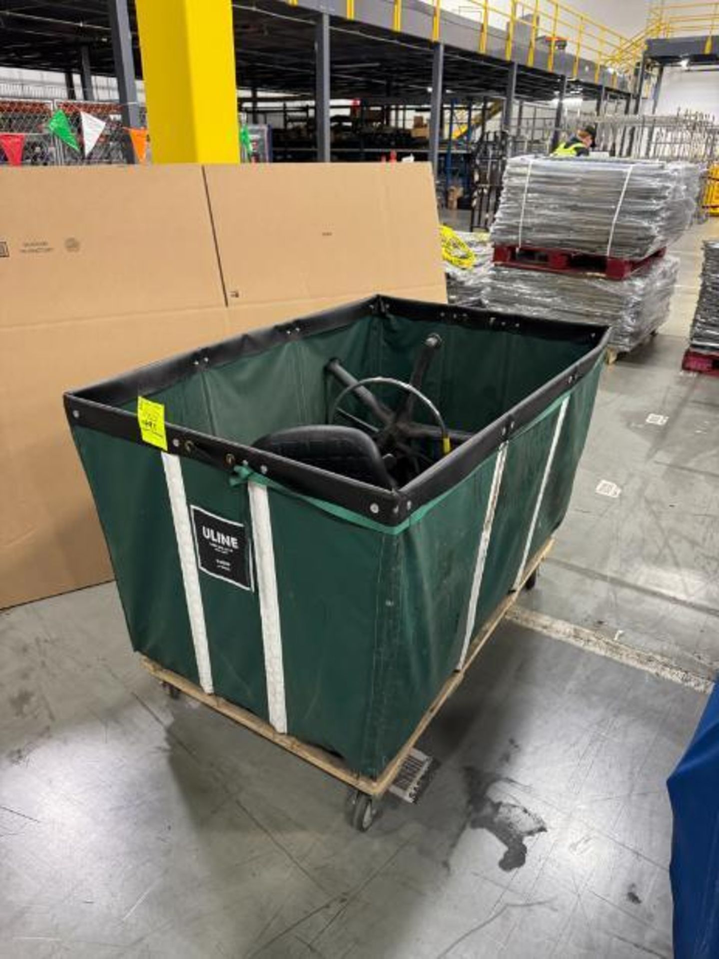 soft bin, on casters, w/ high adjustable cushioned chair