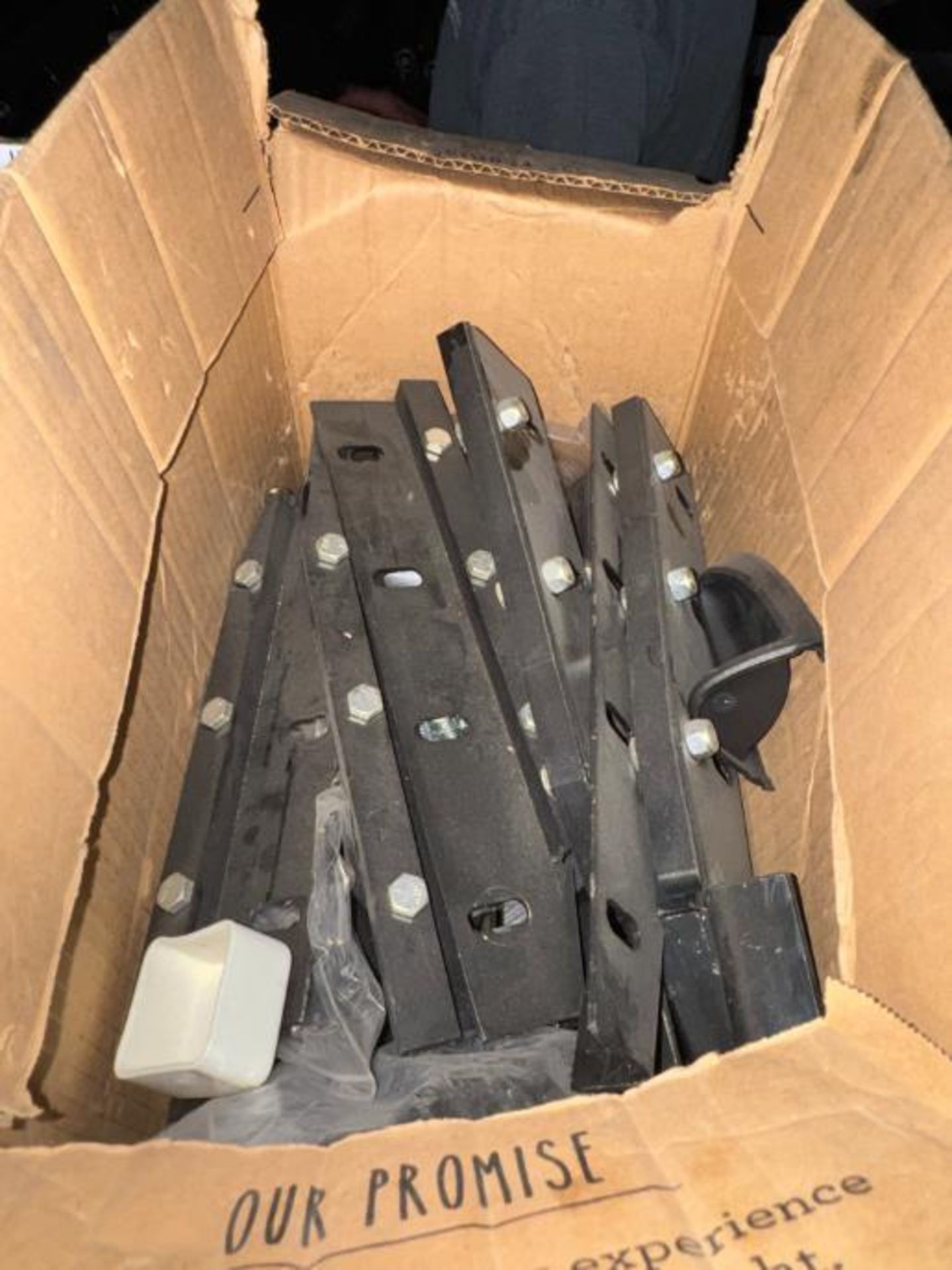 rest of shelf contents- 21 1/2" conveyor belt, misc parts - Image 3 of 4