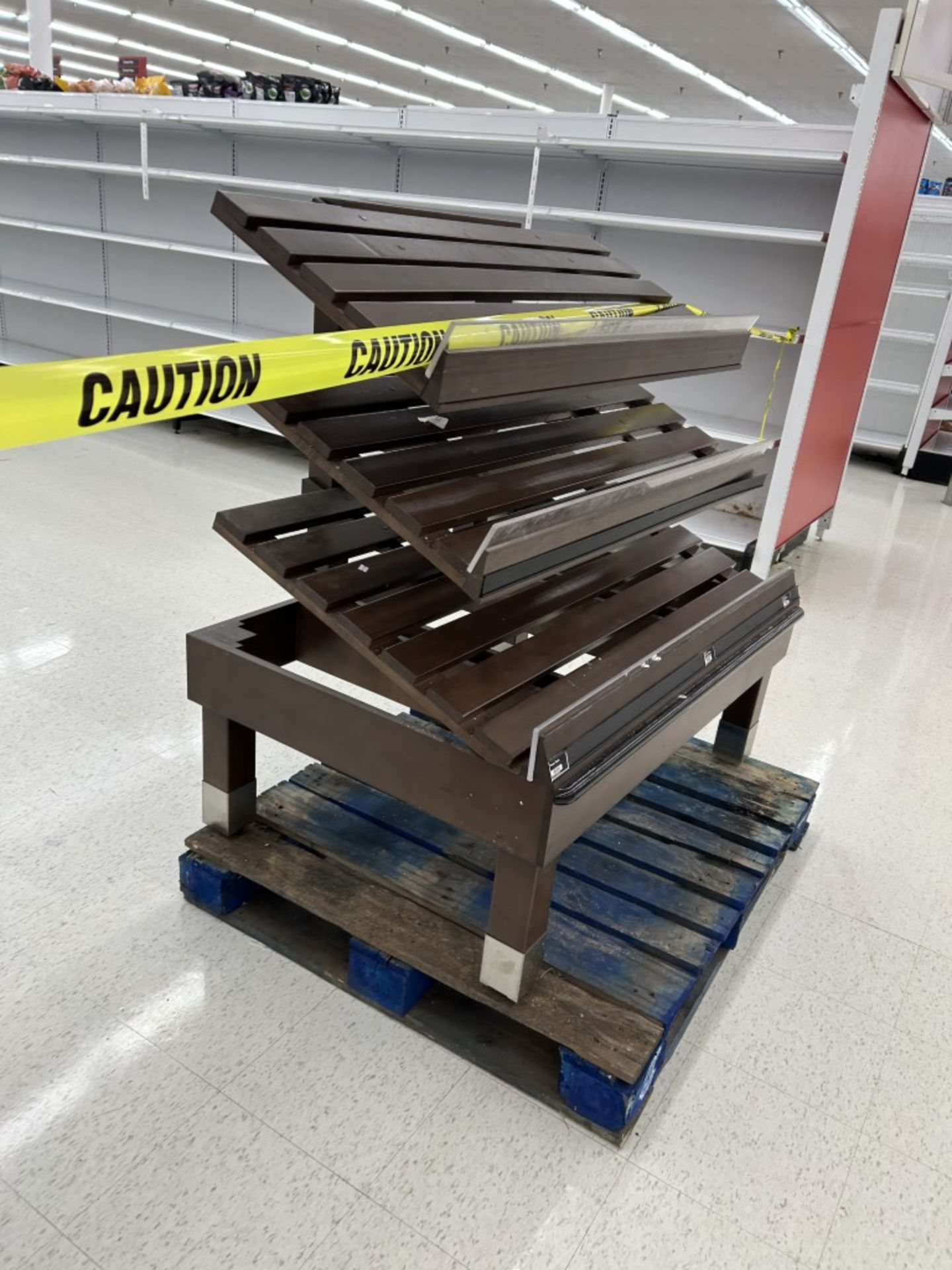 4FT SLANT SHELF WOODEN BAKERY MERCHANDISERS - Image 2 of 2