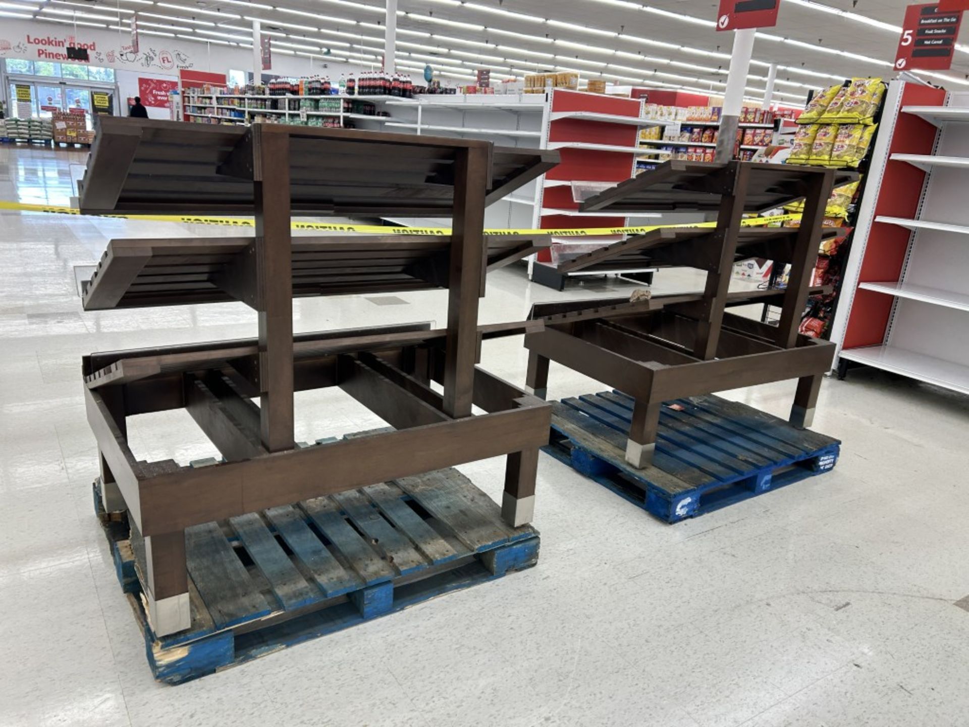 4FT SLANT SHELF WOODEN BAKERY MERCHANDISERS - Image 2 of 2