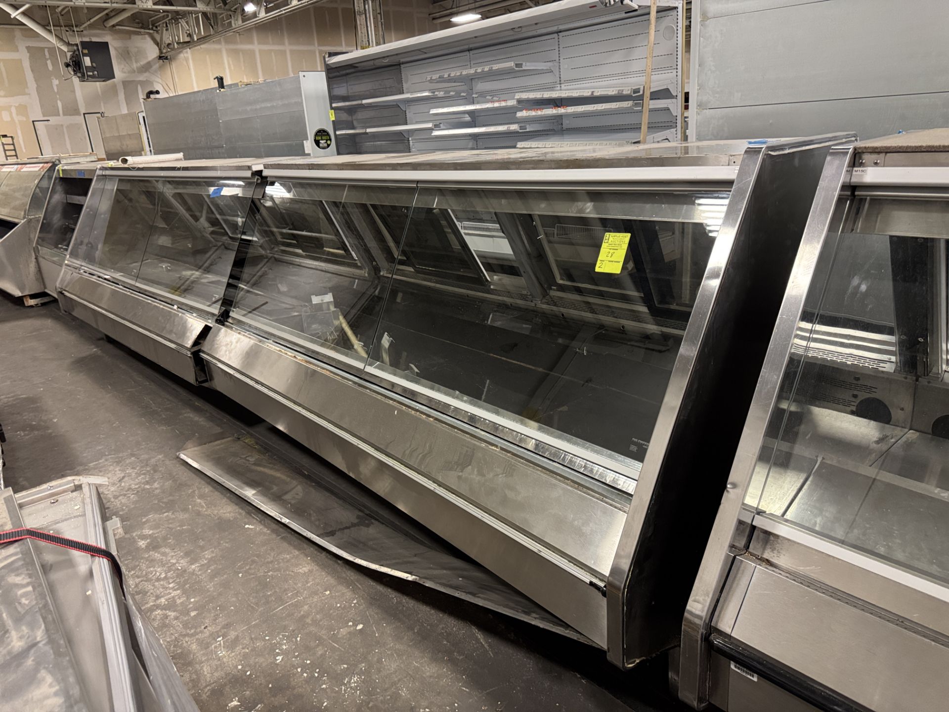 Hillphoenix 16' run refrigerated deli display case