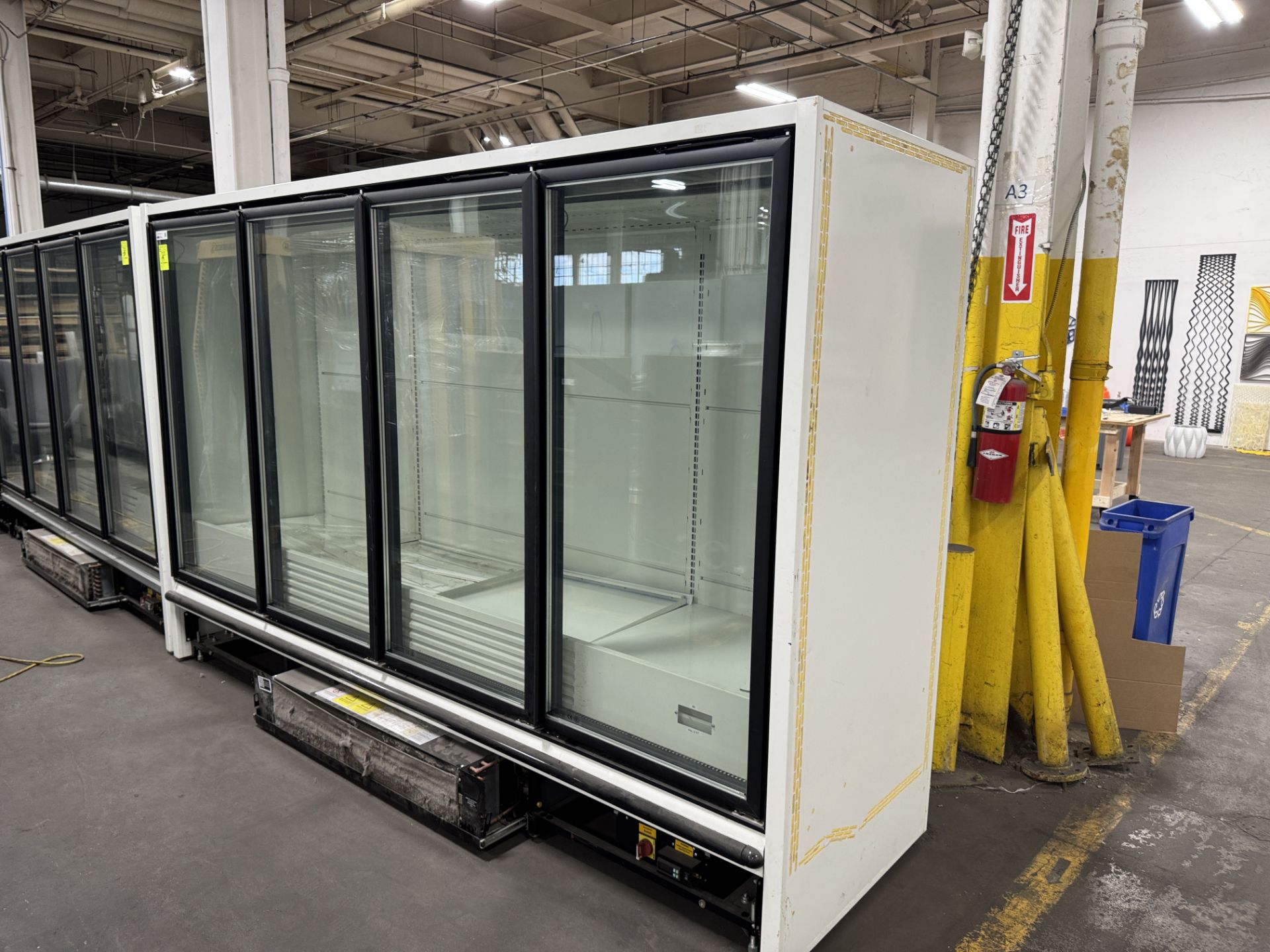 2022 Purecold self contained glass 4-door freezer - Image 2 of 4
