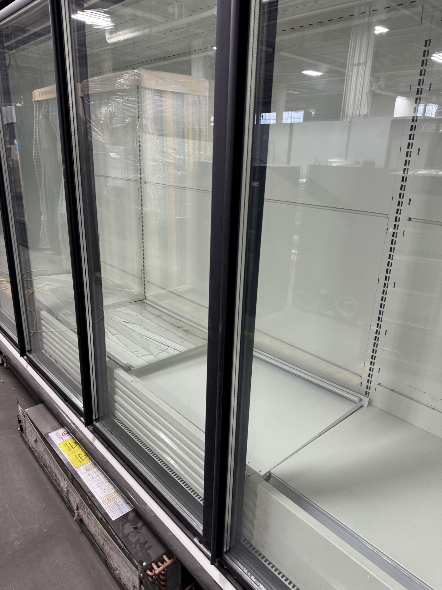 2022 Purecold self contained glass 4-door freezer - Image 4 of 4