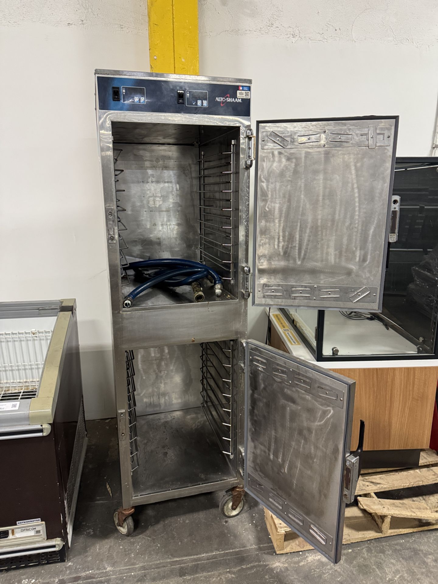 Alto-Shaam heated holding cabinet - Image 3 of 3