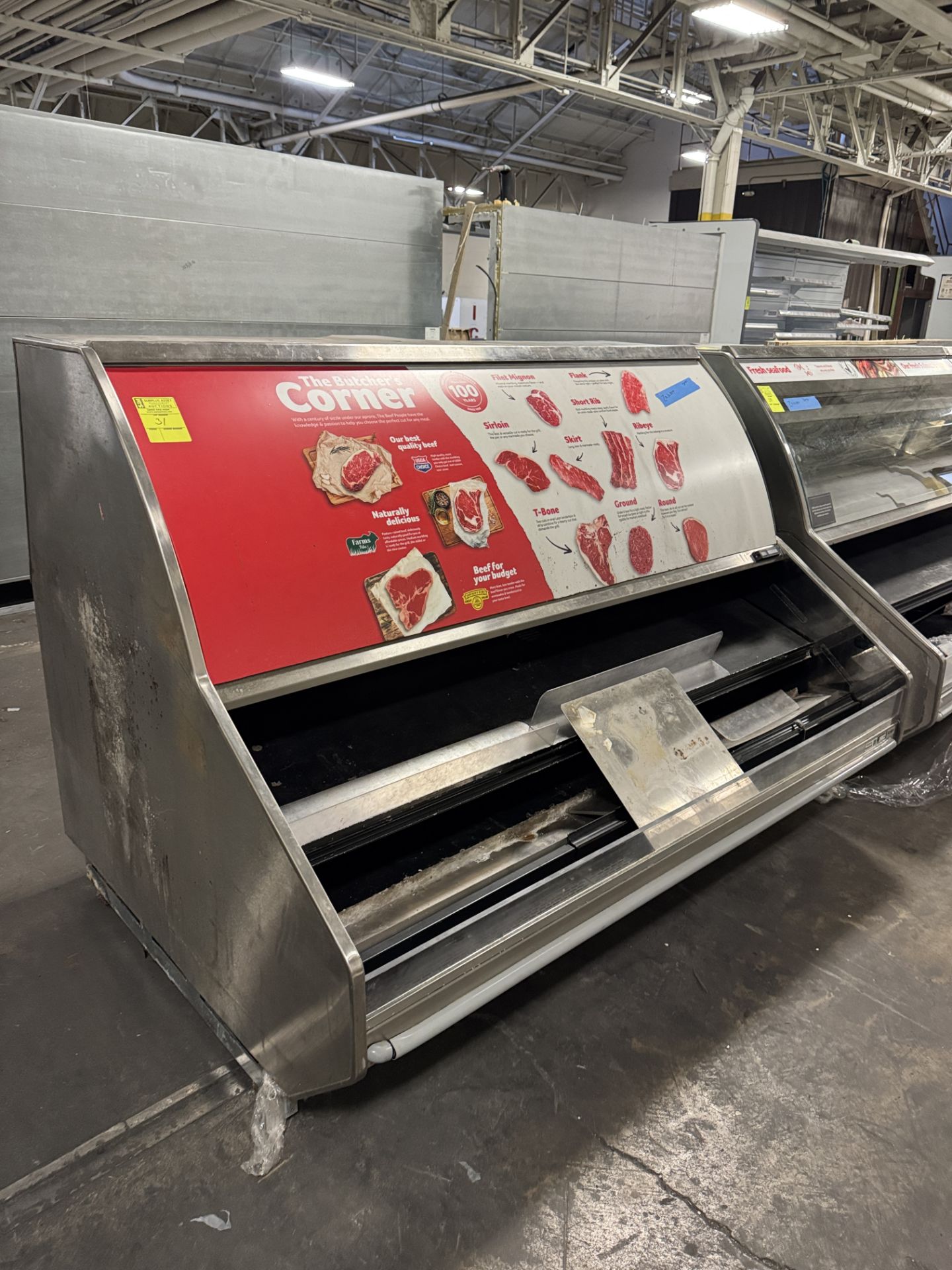 Hillphoenix 6' meat display case w/ grab & go