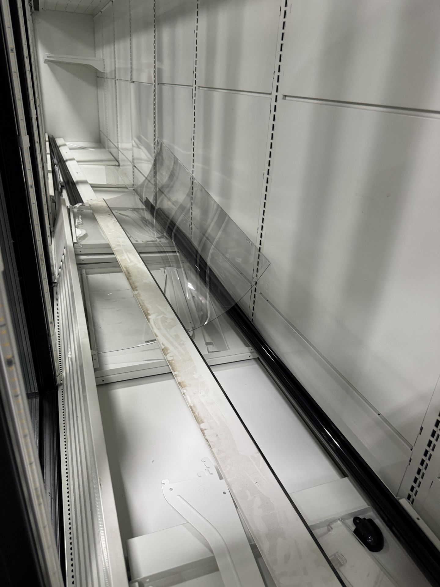 2022 Purecold self contained glass 8-door run freezer - Image 5 of 6