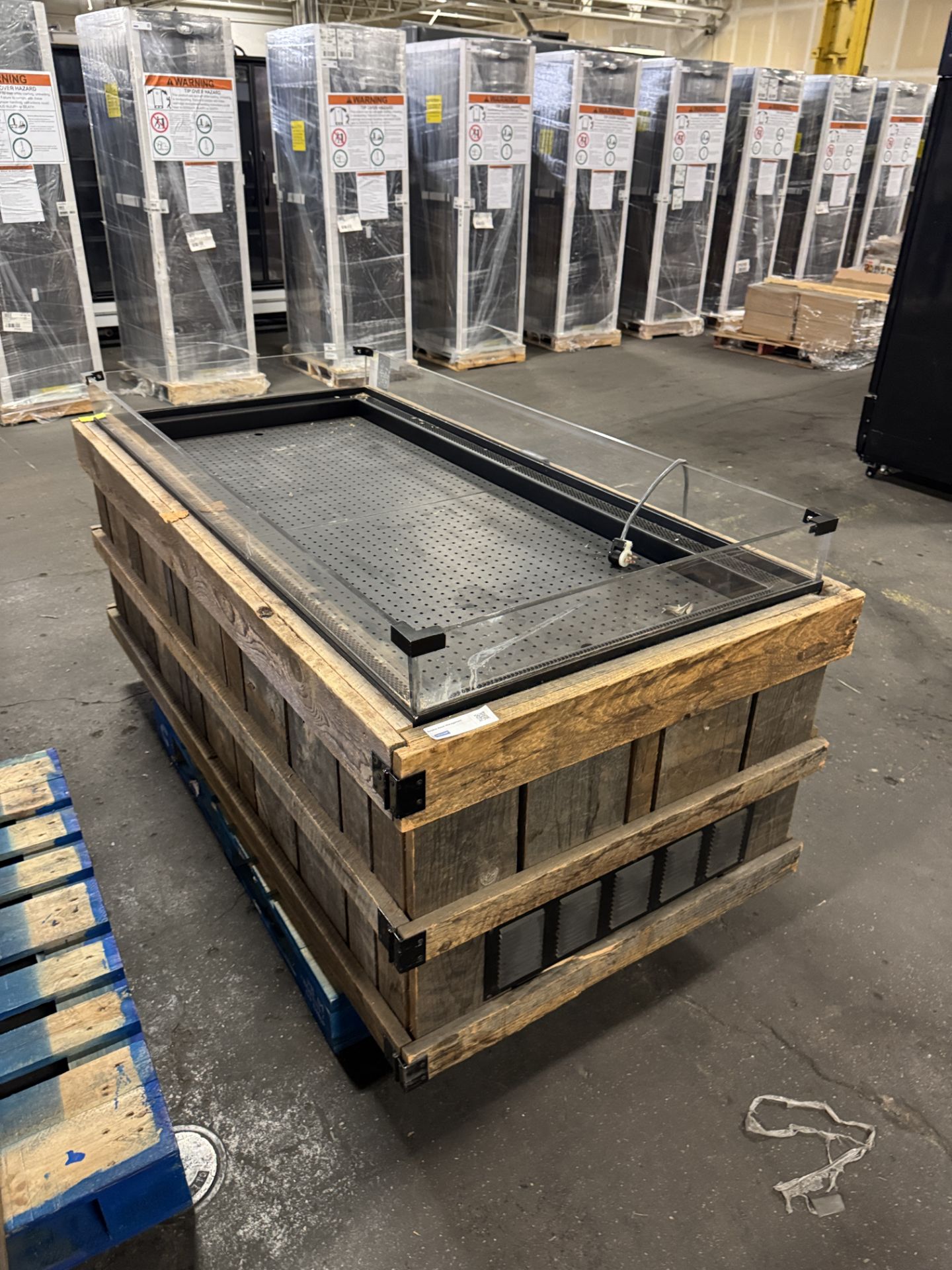 JSI open air island cooler merchandiser - Image 2 of 2