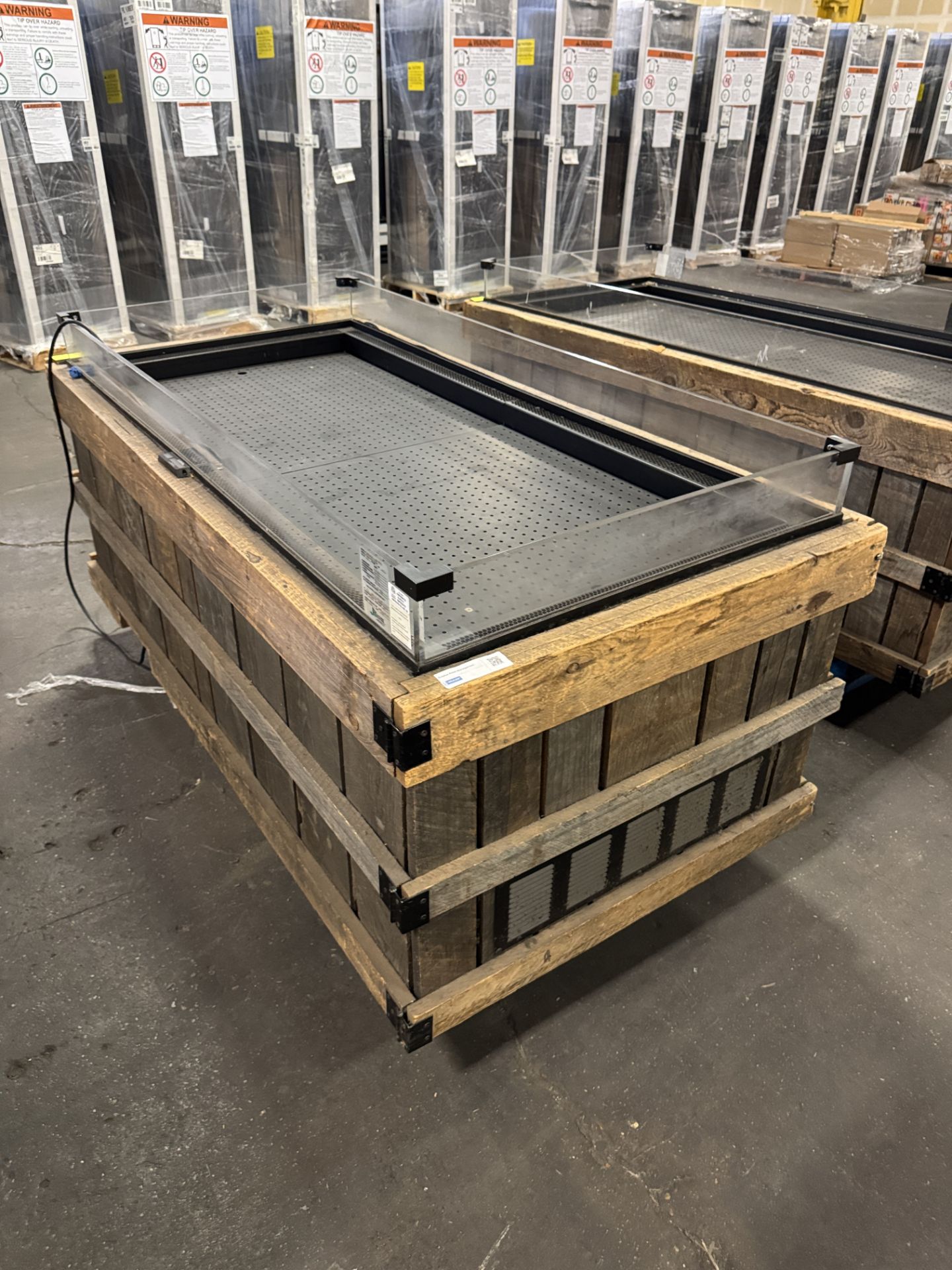 JSI open air island cooler merchandiser - Image 2 of 2