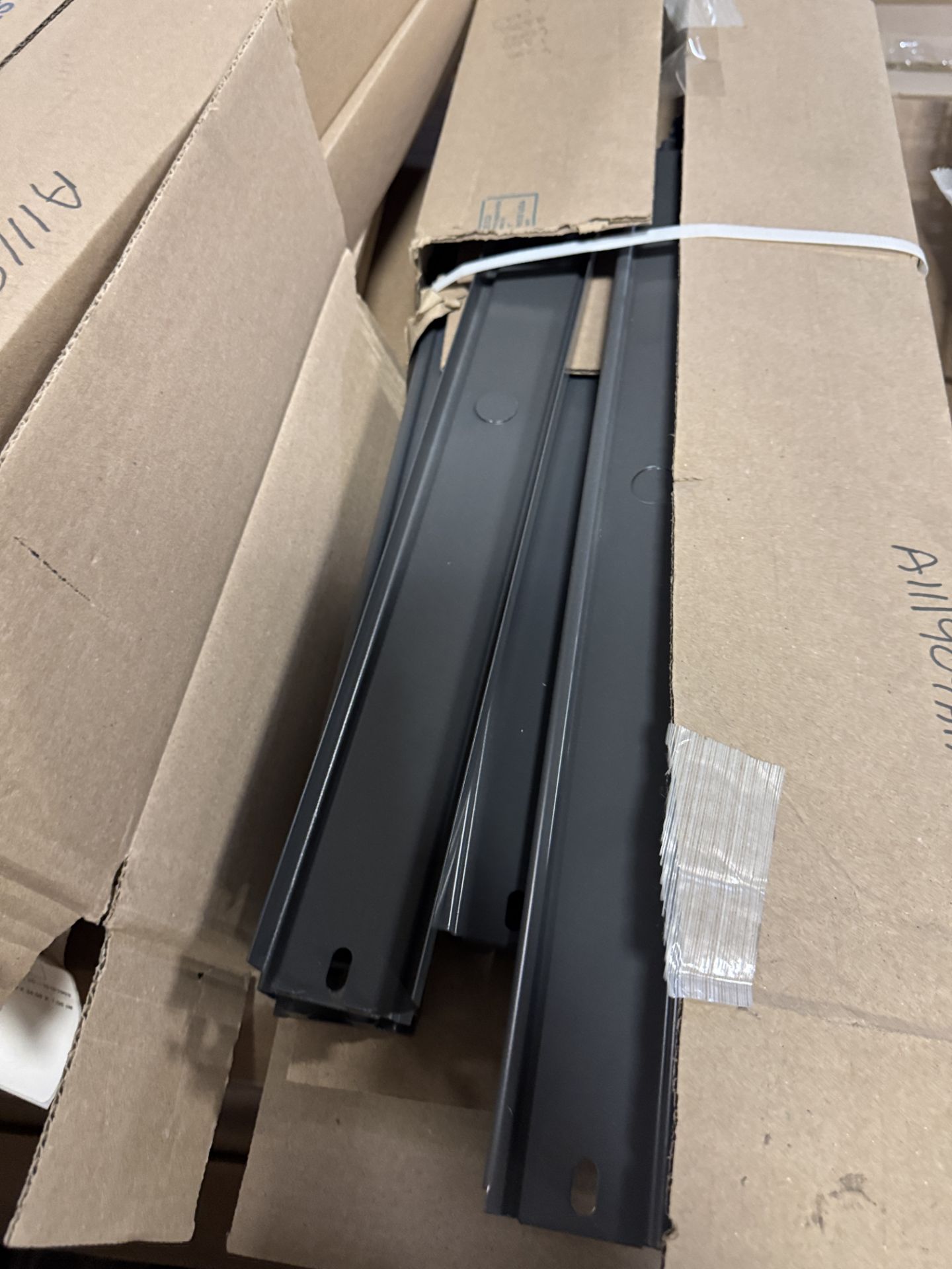 *NEW* Pallet of Lozier misc shelving parts - Image 3 of 5