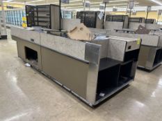 UNMARKED DUAL-BELT CHECKSTAND