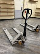 CROWN MANUAL PALLET JACK